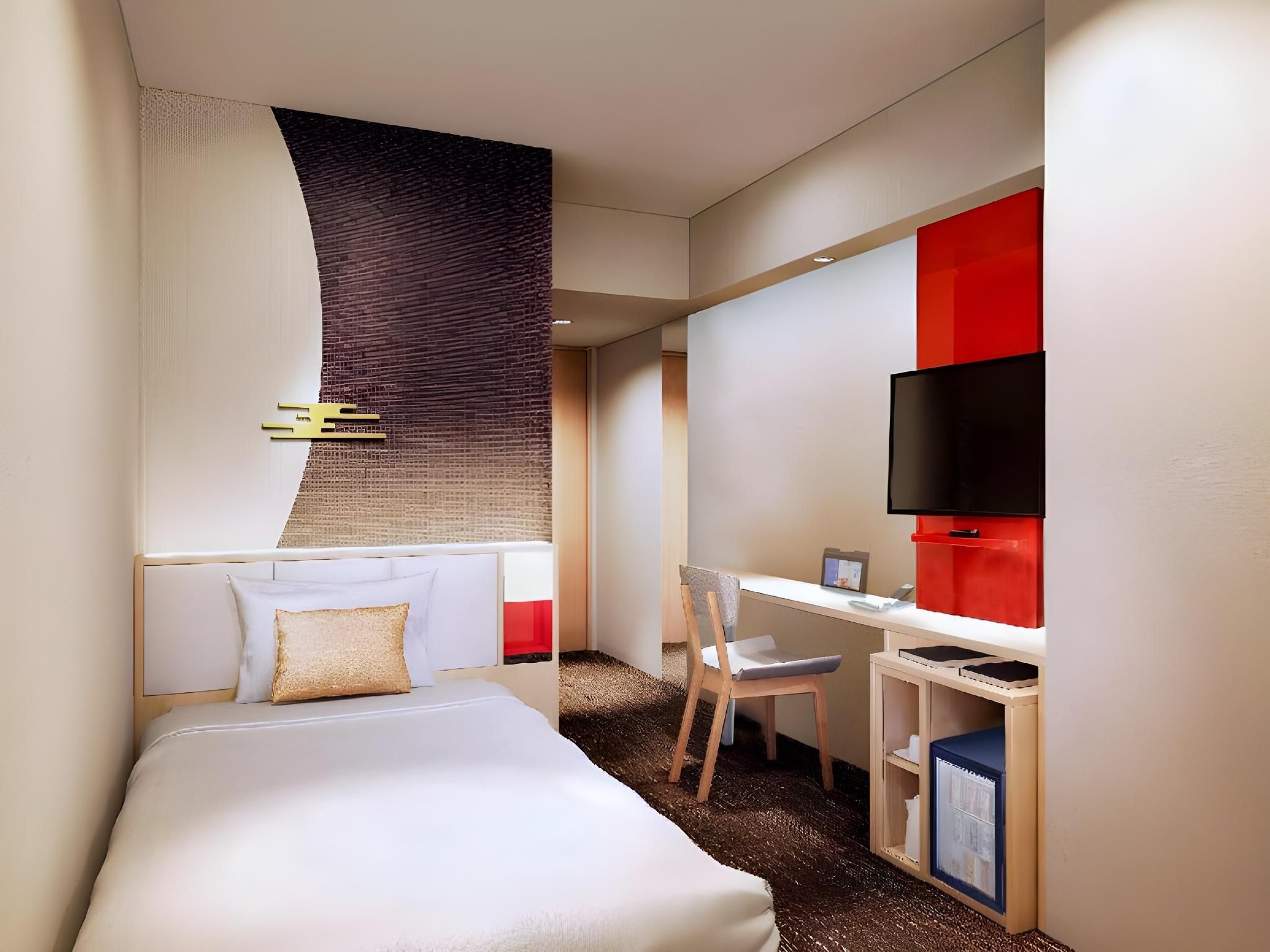Single Room - Non-Smoking, Shower Only