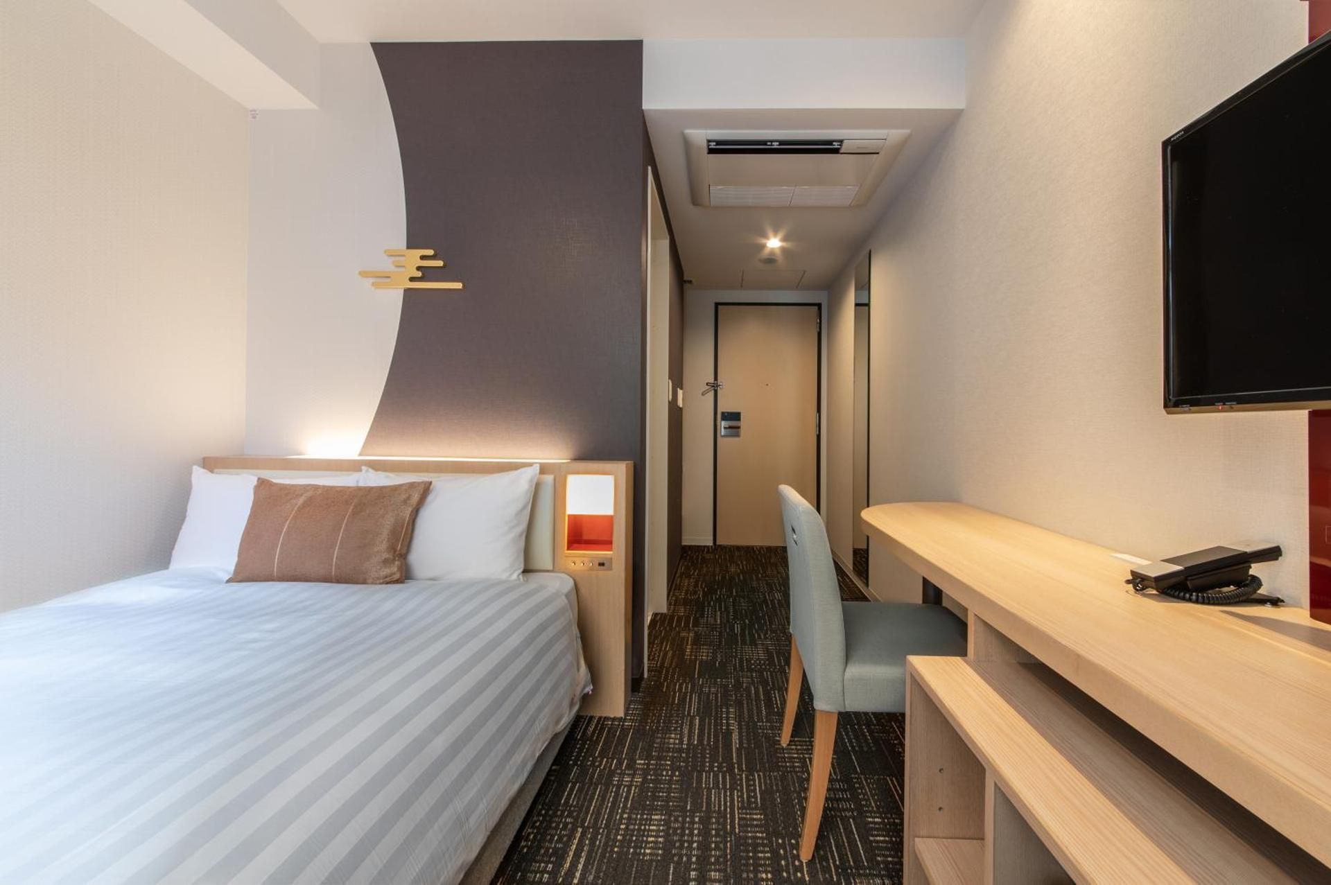 Single Room - Non-Smoking, Shower Only