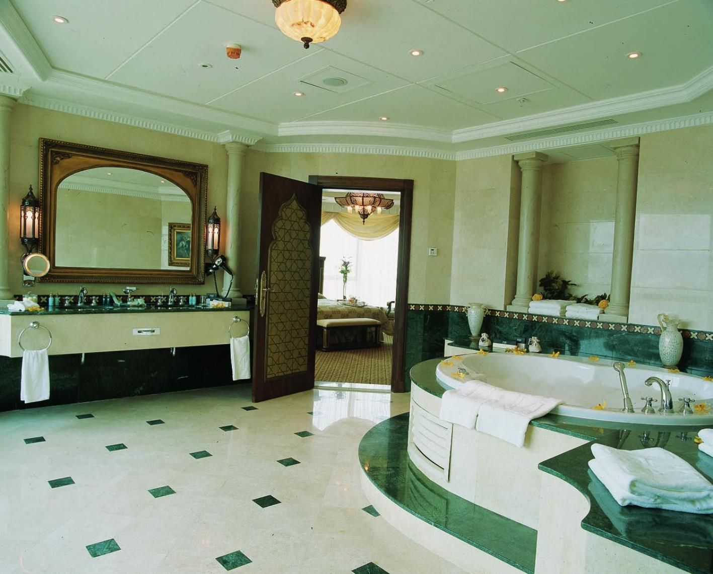 Penthouse Suite