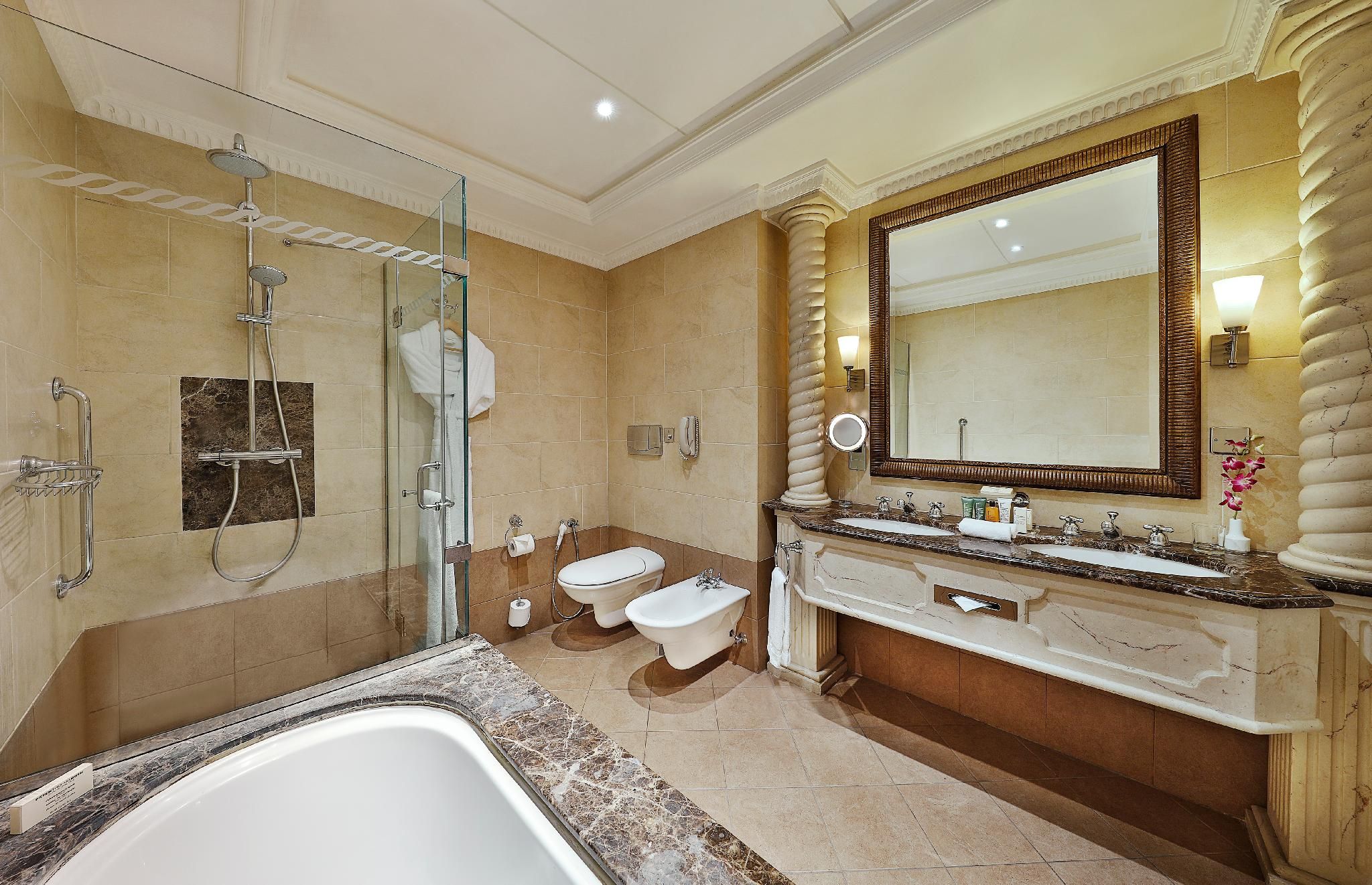 Executive King Room