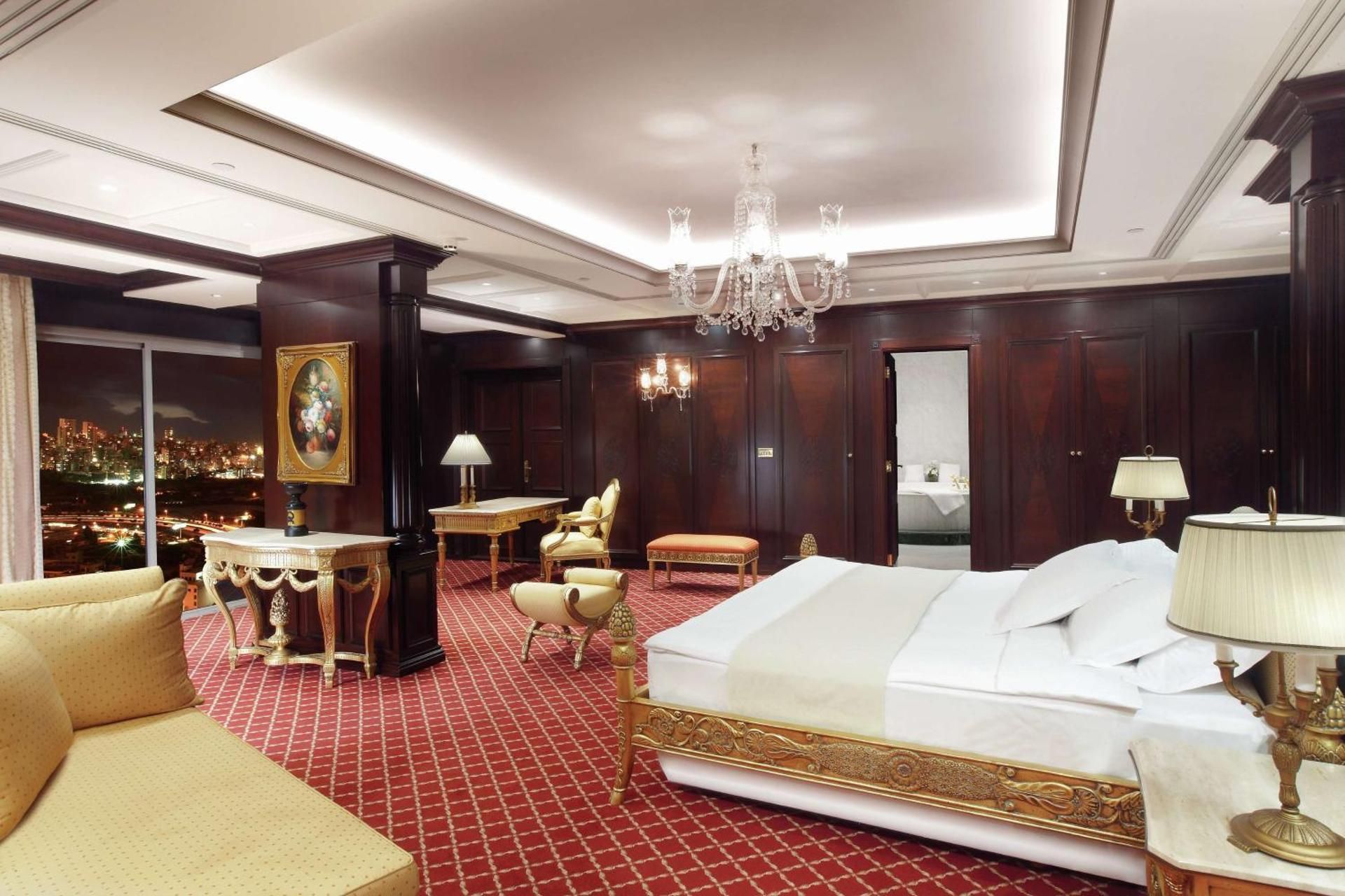 Penthouse Suite