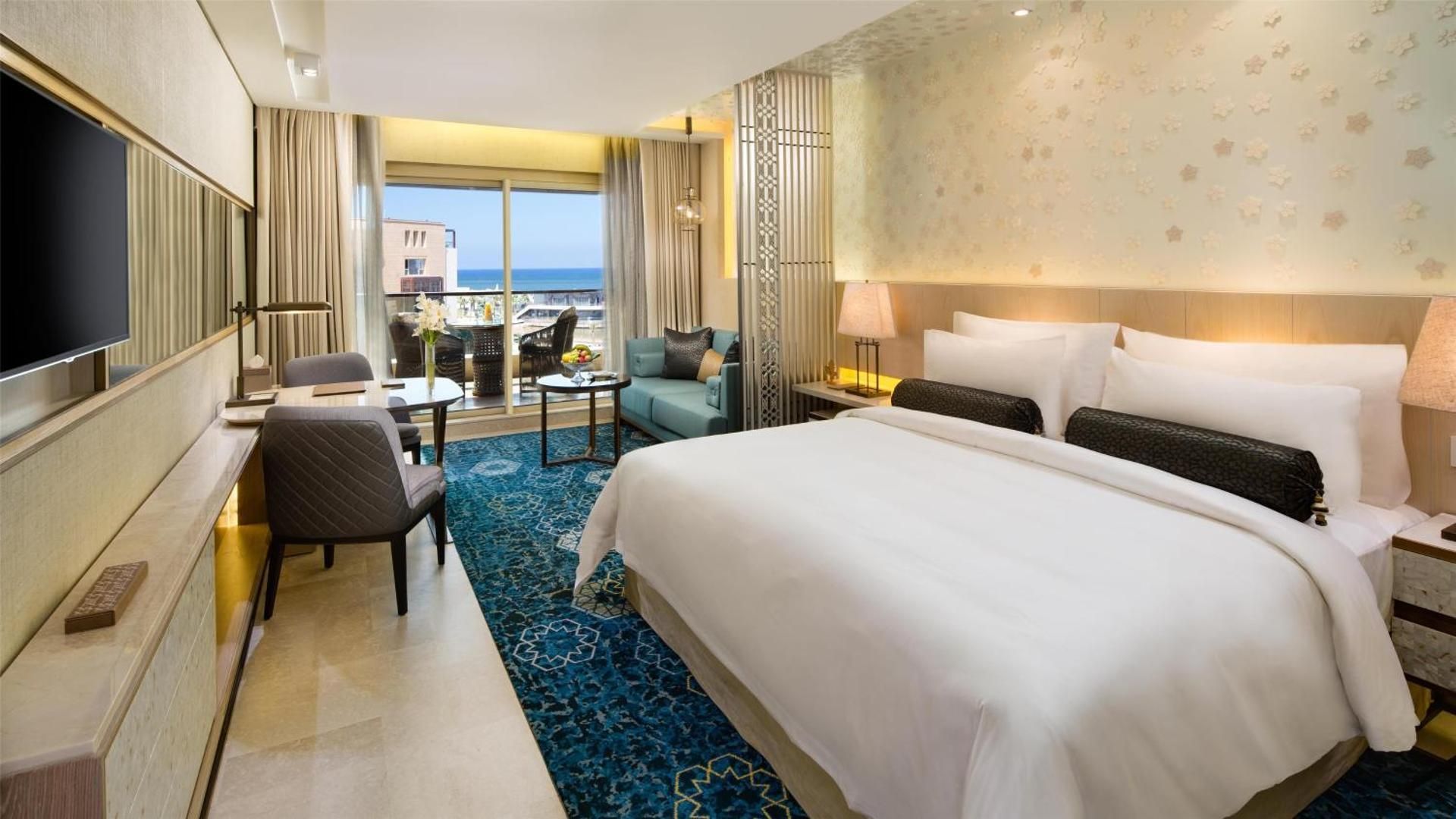 Deluxe Sea View King Room
