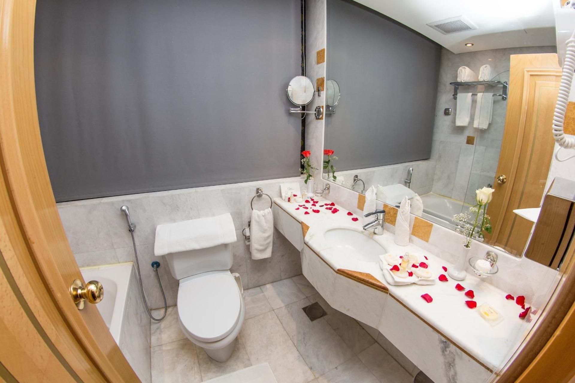 Montana Al Azizia Hotel Standard Triple 3