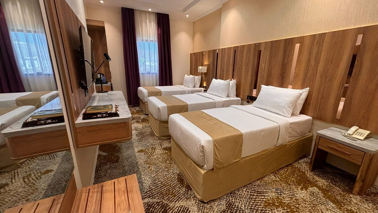 HindibaaHotel Twin Room