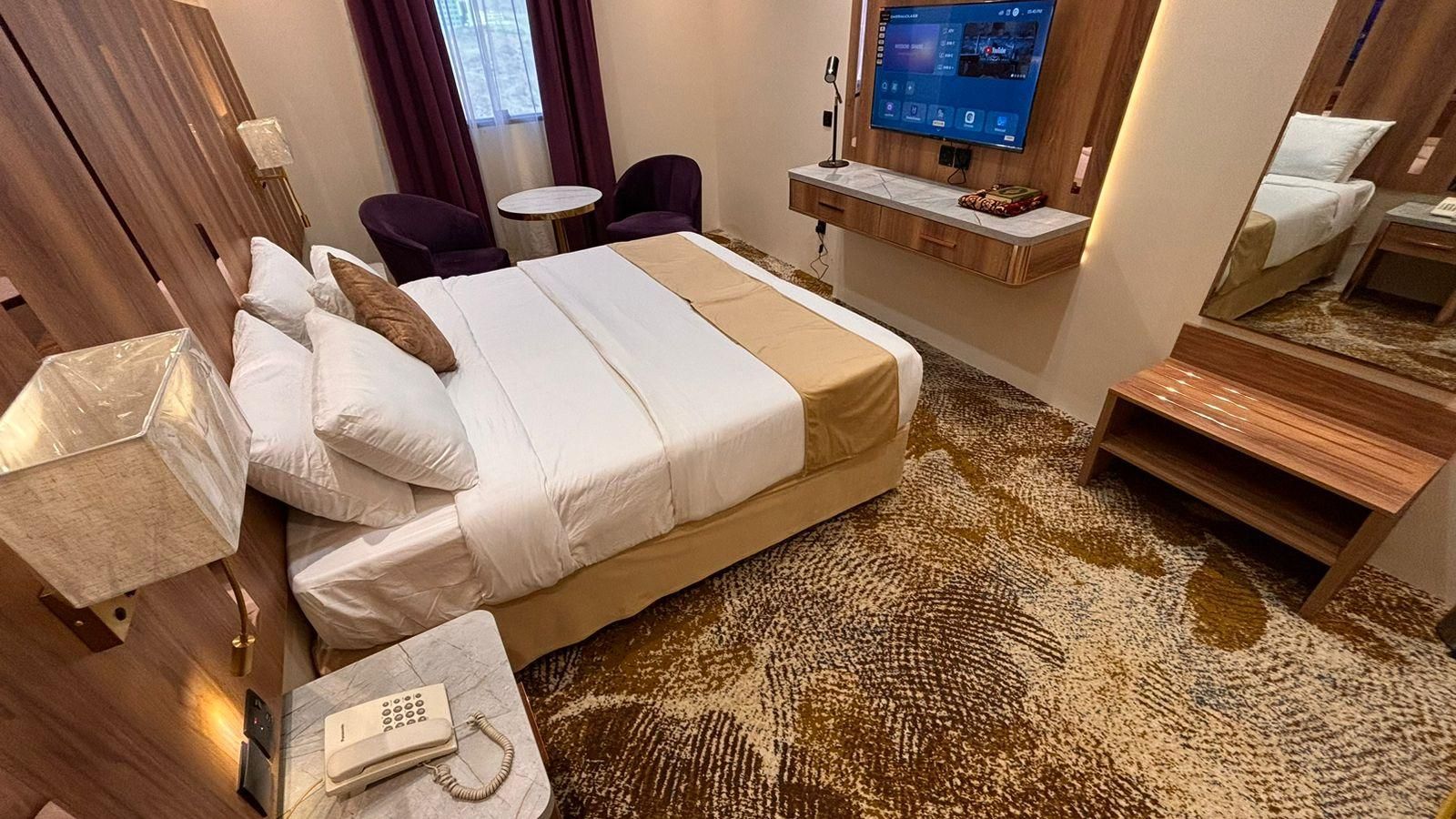 HindibaaHotel Twin Room 2