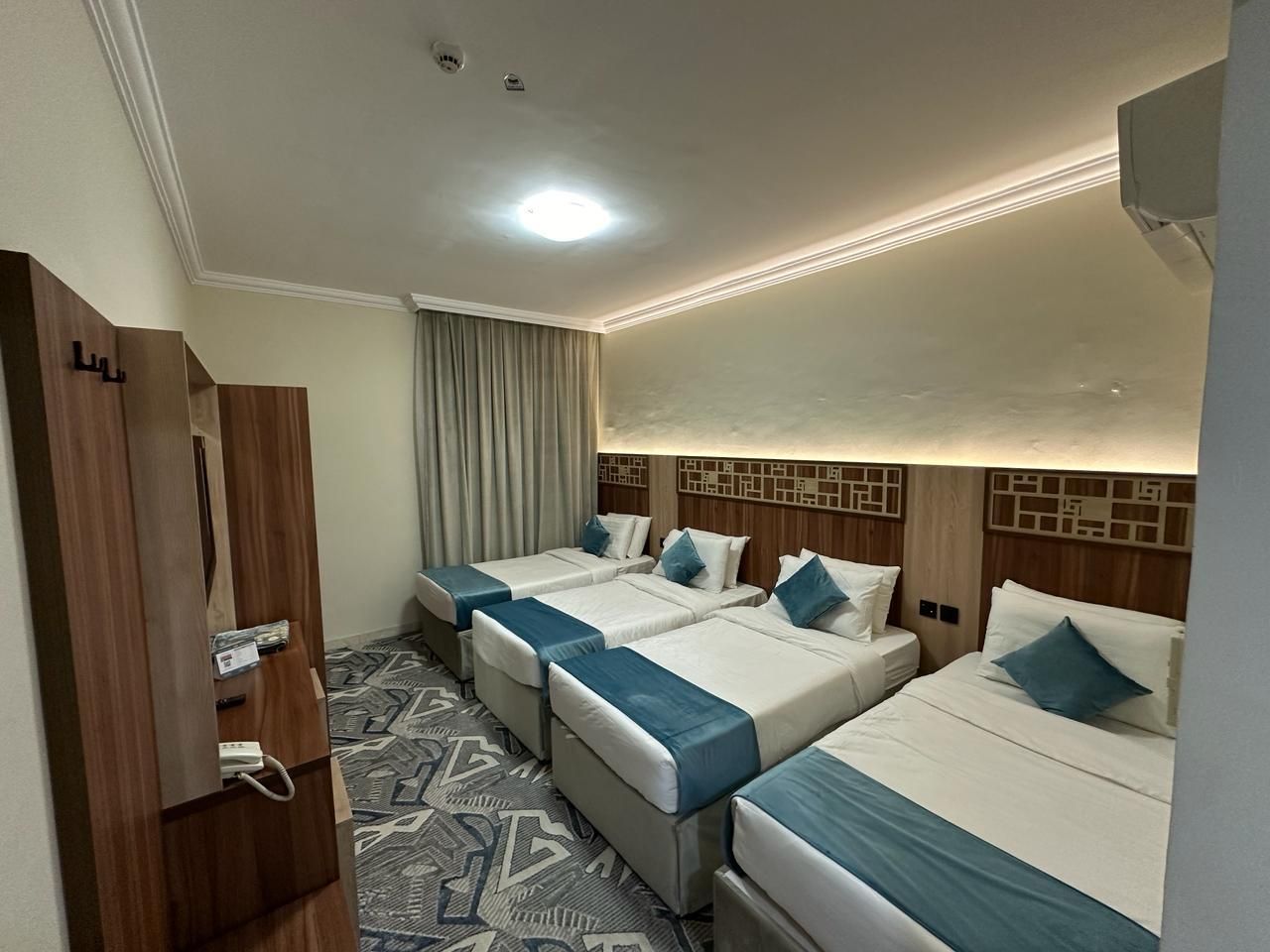 Economy Quadruple Room