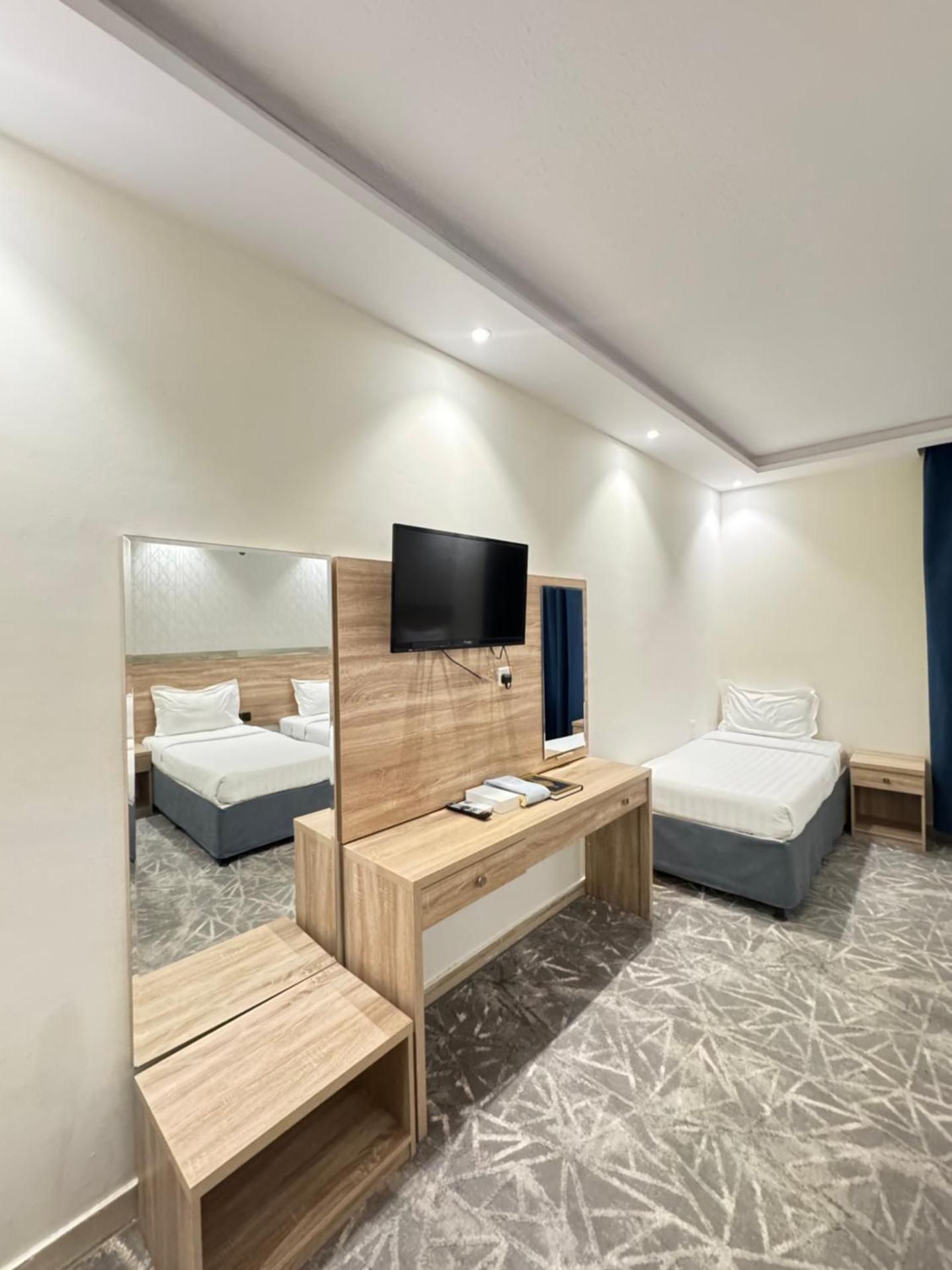 Quadruple Room with Private Bathroom