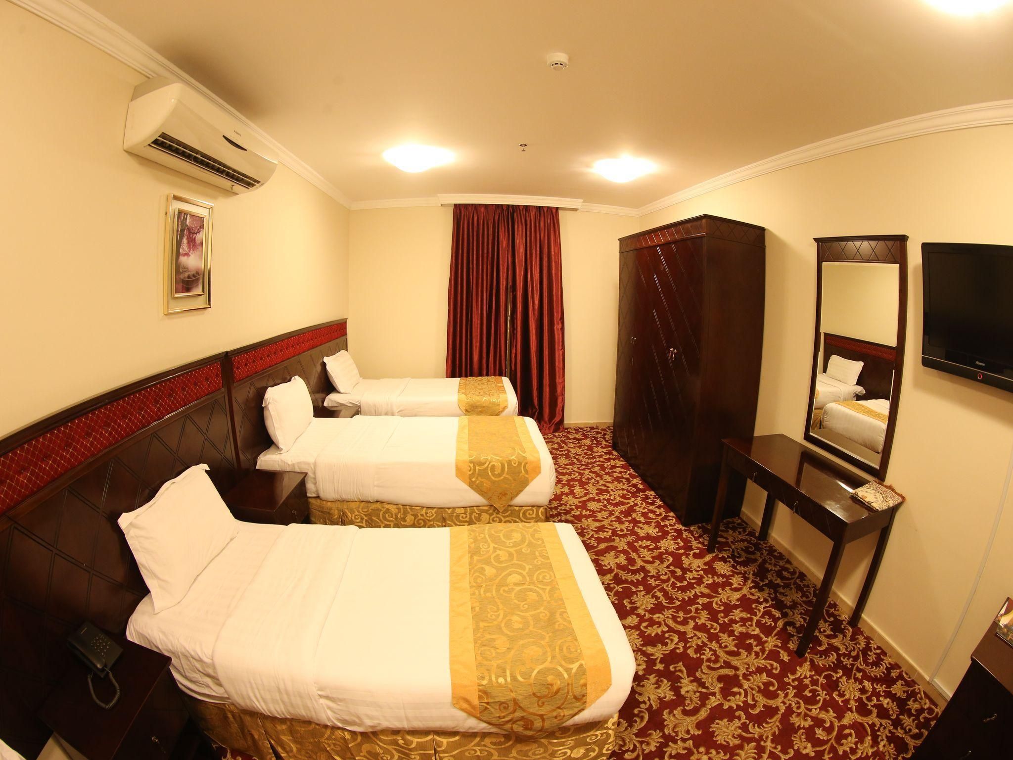 Golden Manafea Hotel Triple Room 3