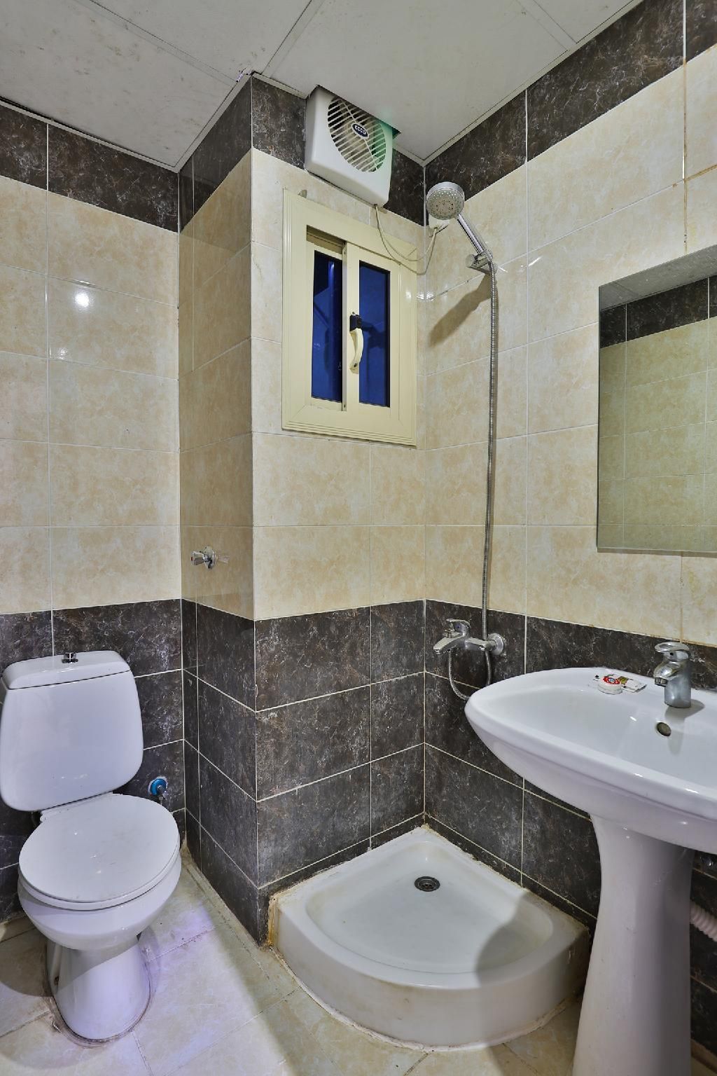 OYO 375 Deyar Alrawada Hotel Standard Triple 3