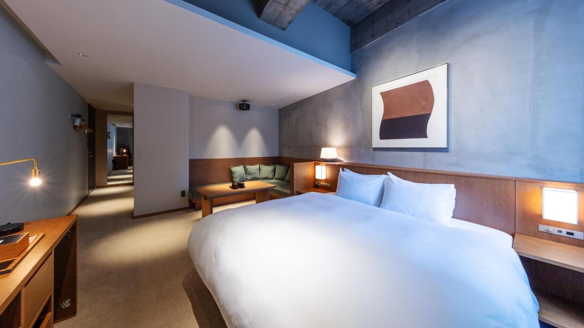 Superior King Room