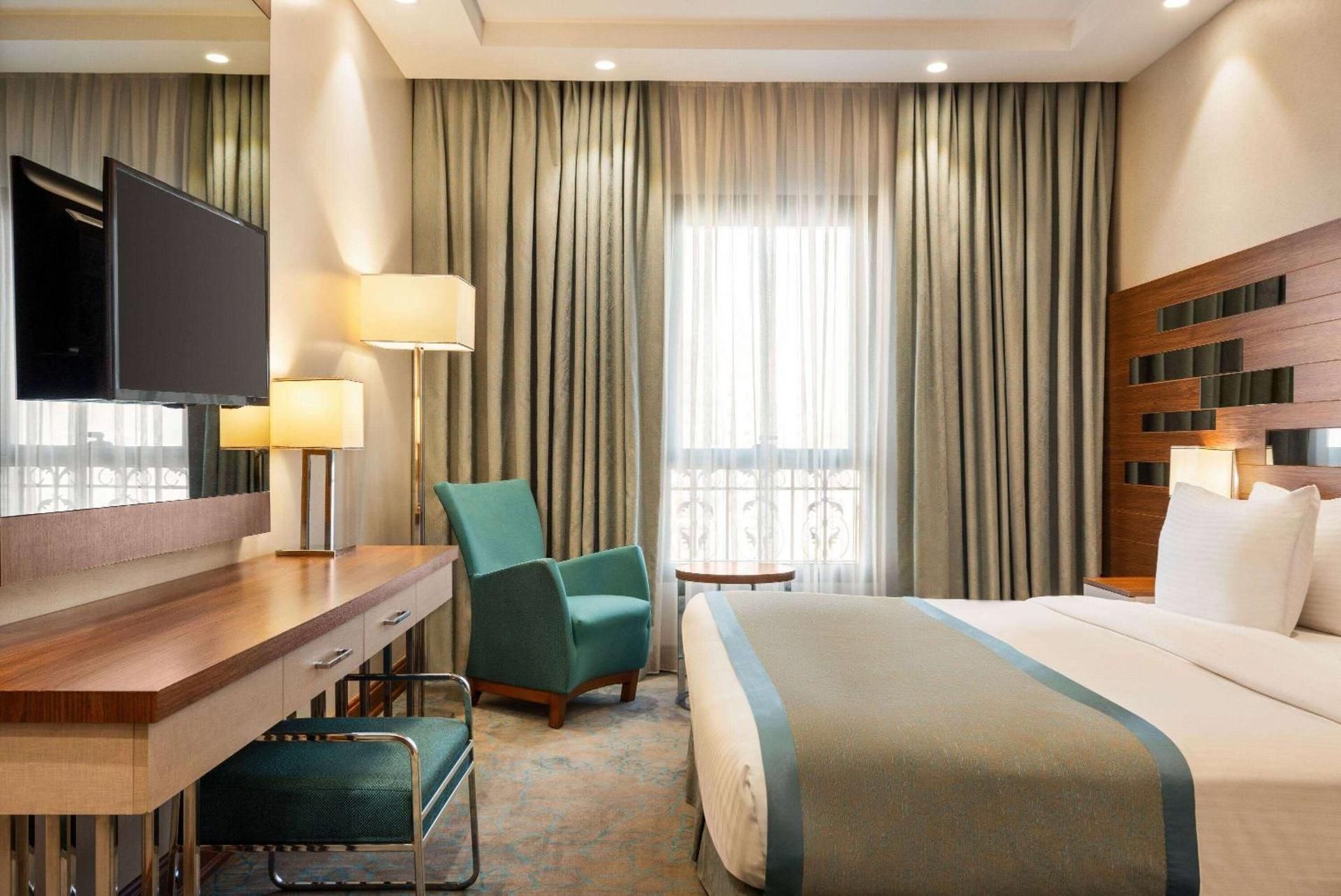 Twin Room - Mobility Accessible - Non-Smoking