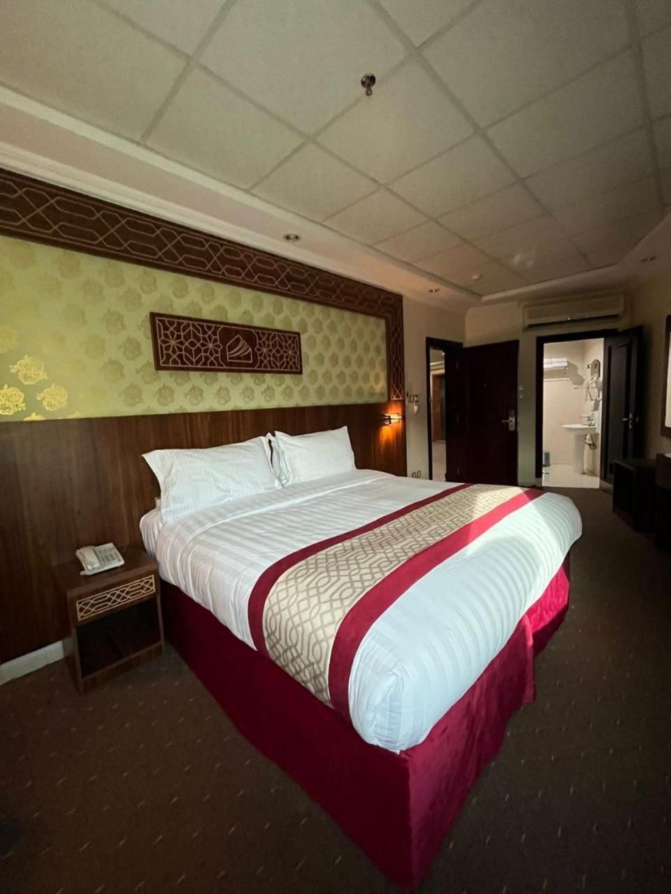 King Room