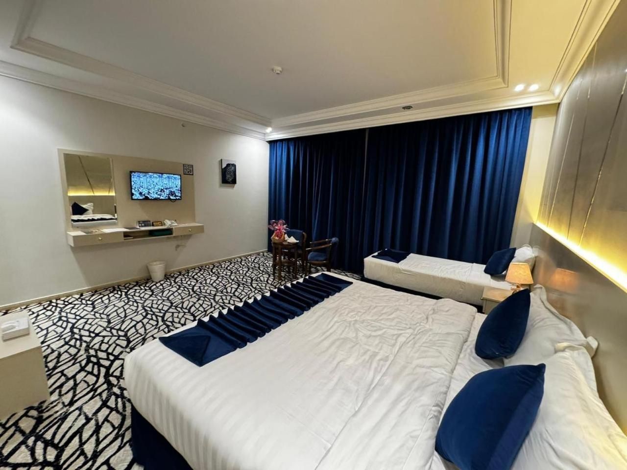 Basic Triple Room