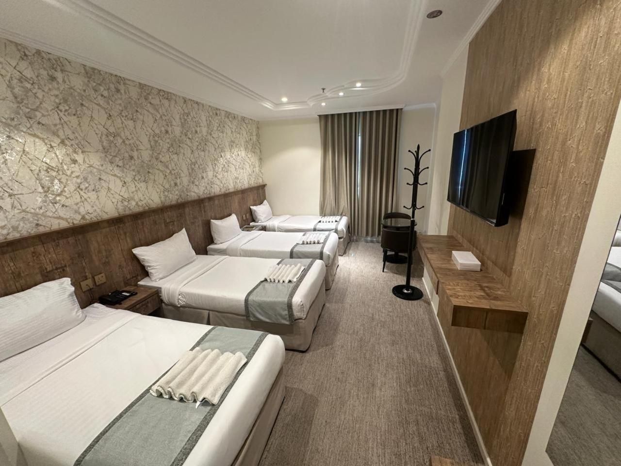 Quad Room