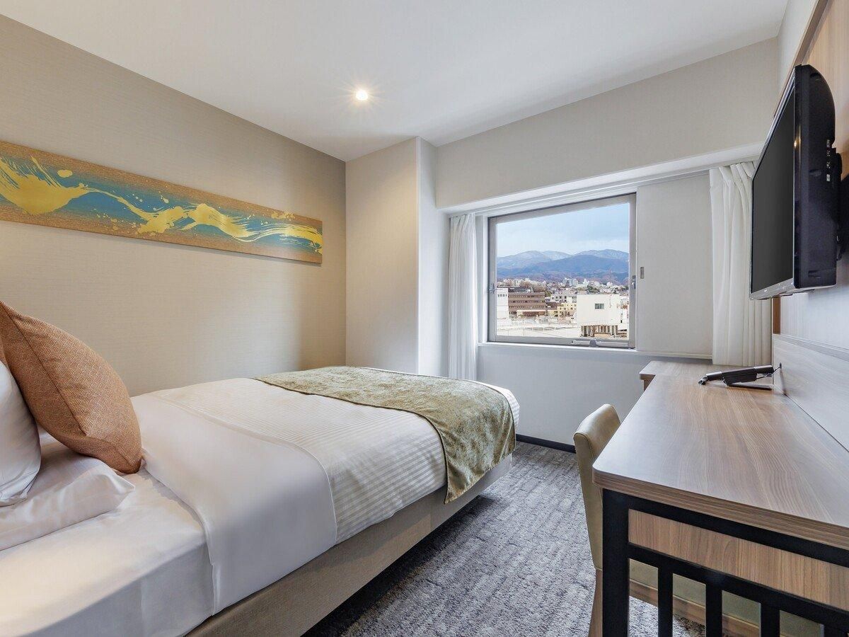Eco Plan, Renewal - Standard Queen, Non-Smoking House Keeping is Optional with Additional Cost