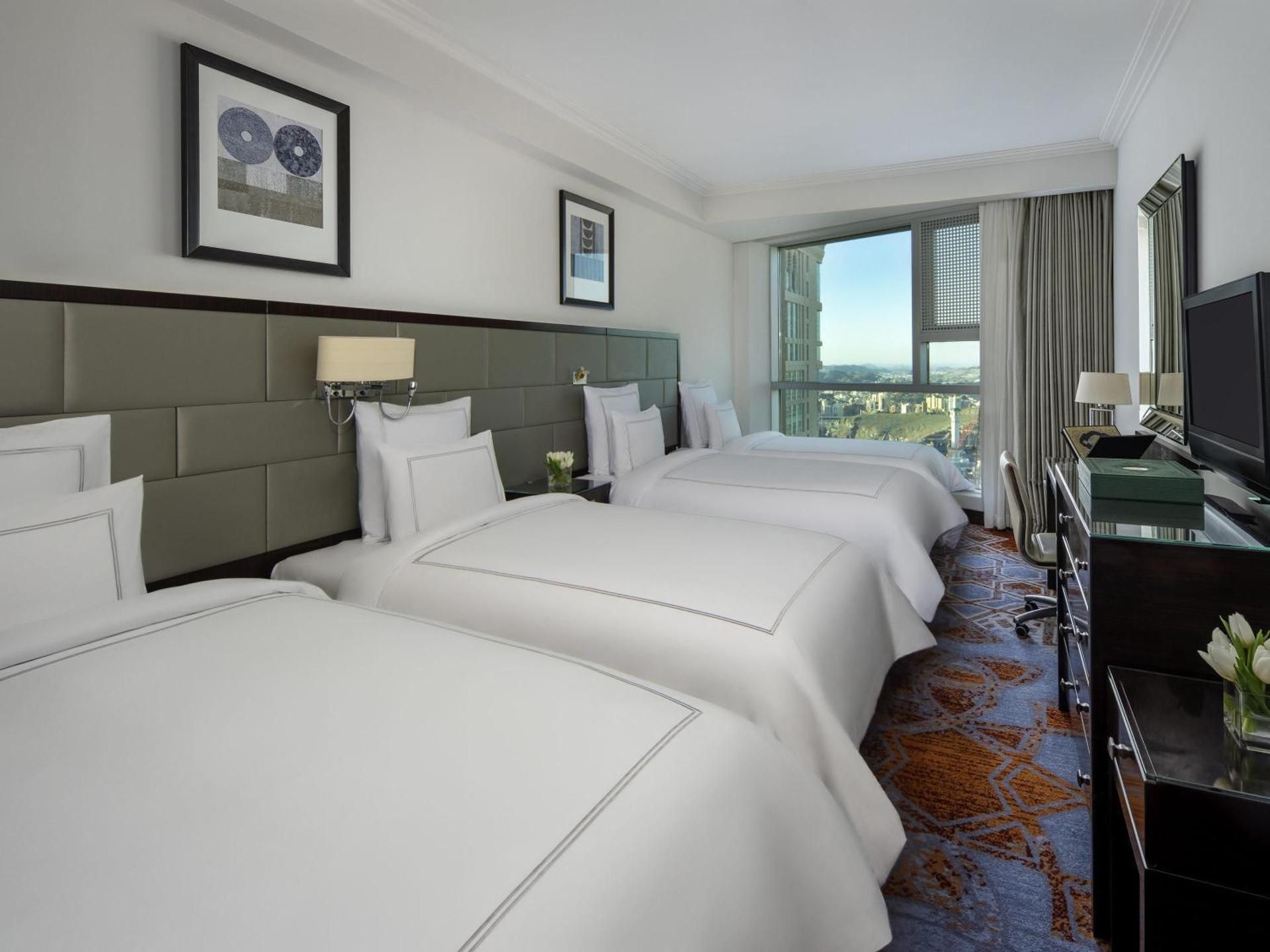 Classic Quadruple Room with Partial Haram View