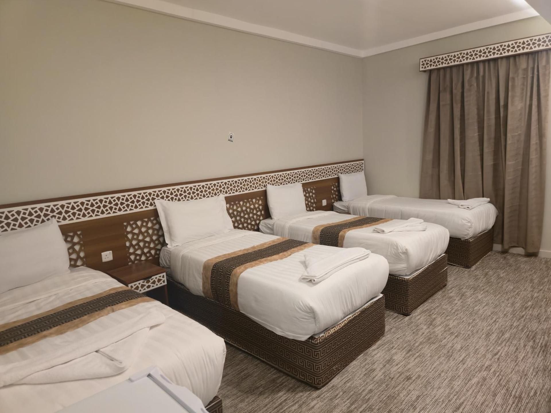 Triple Room with Private Bathroom