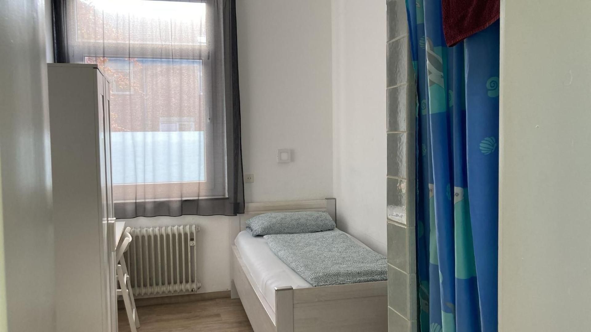 Single Room with Shower