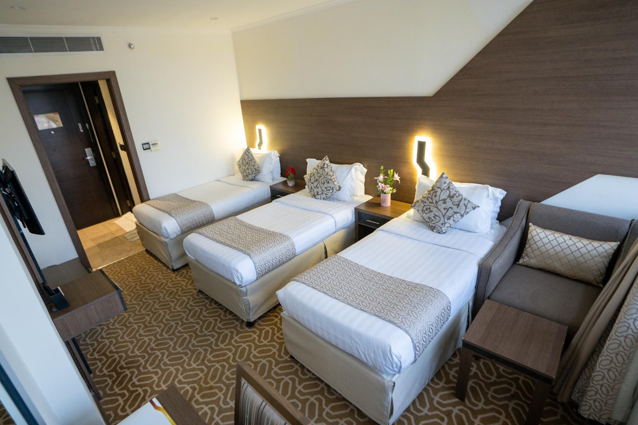 Basic Triple Room
