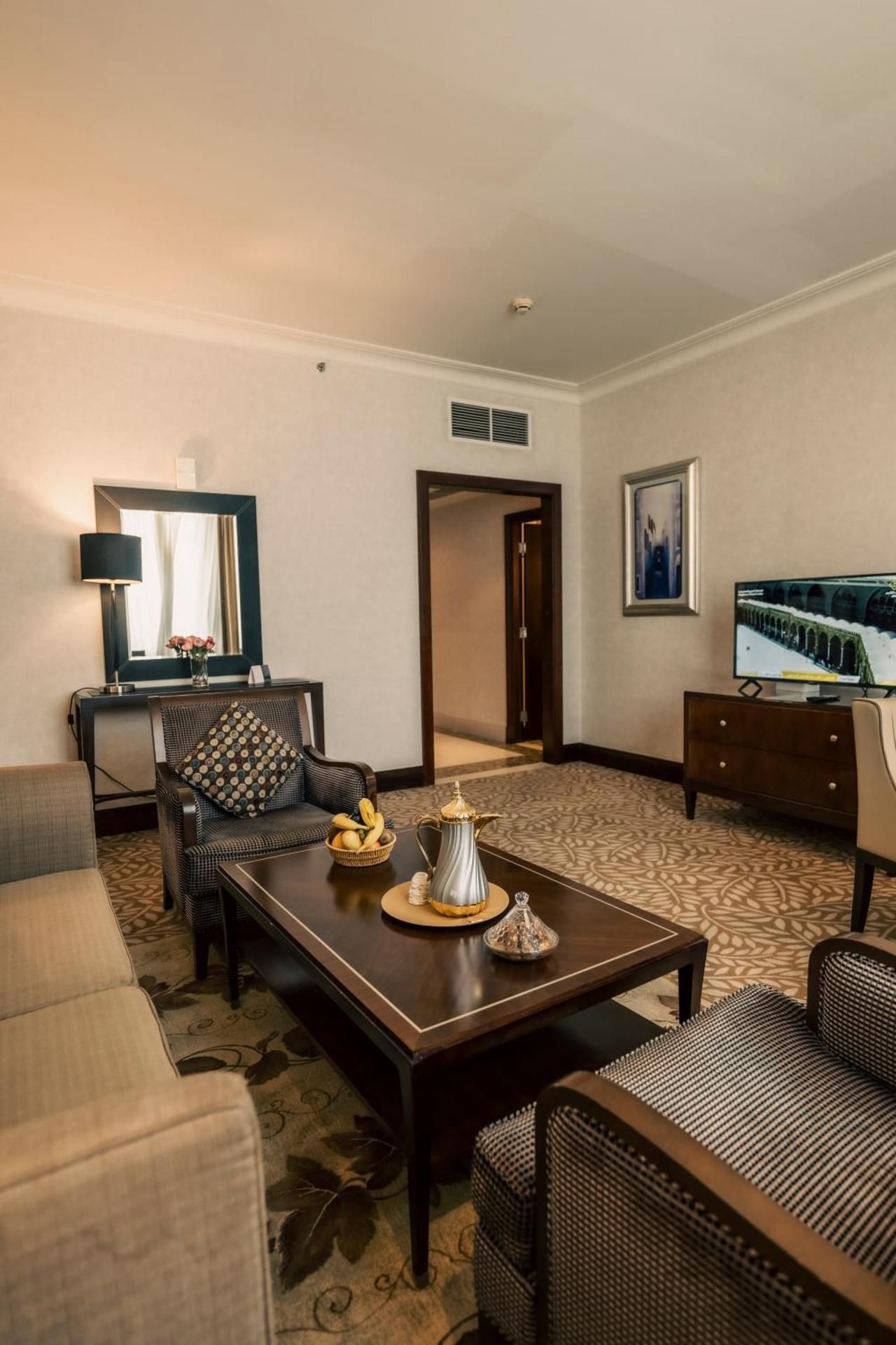 Executive suite one room Tower 1