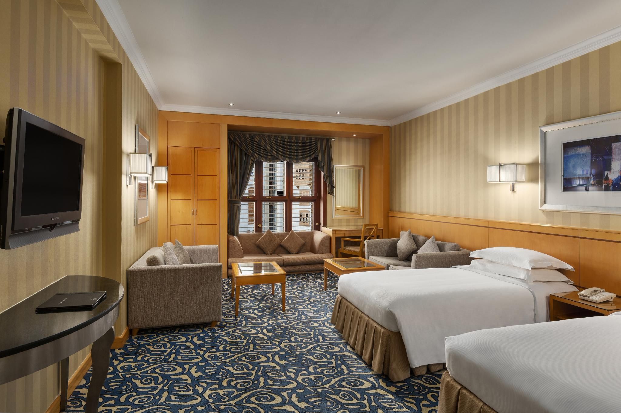 Haram View Duplex Suite with Two Single Beds