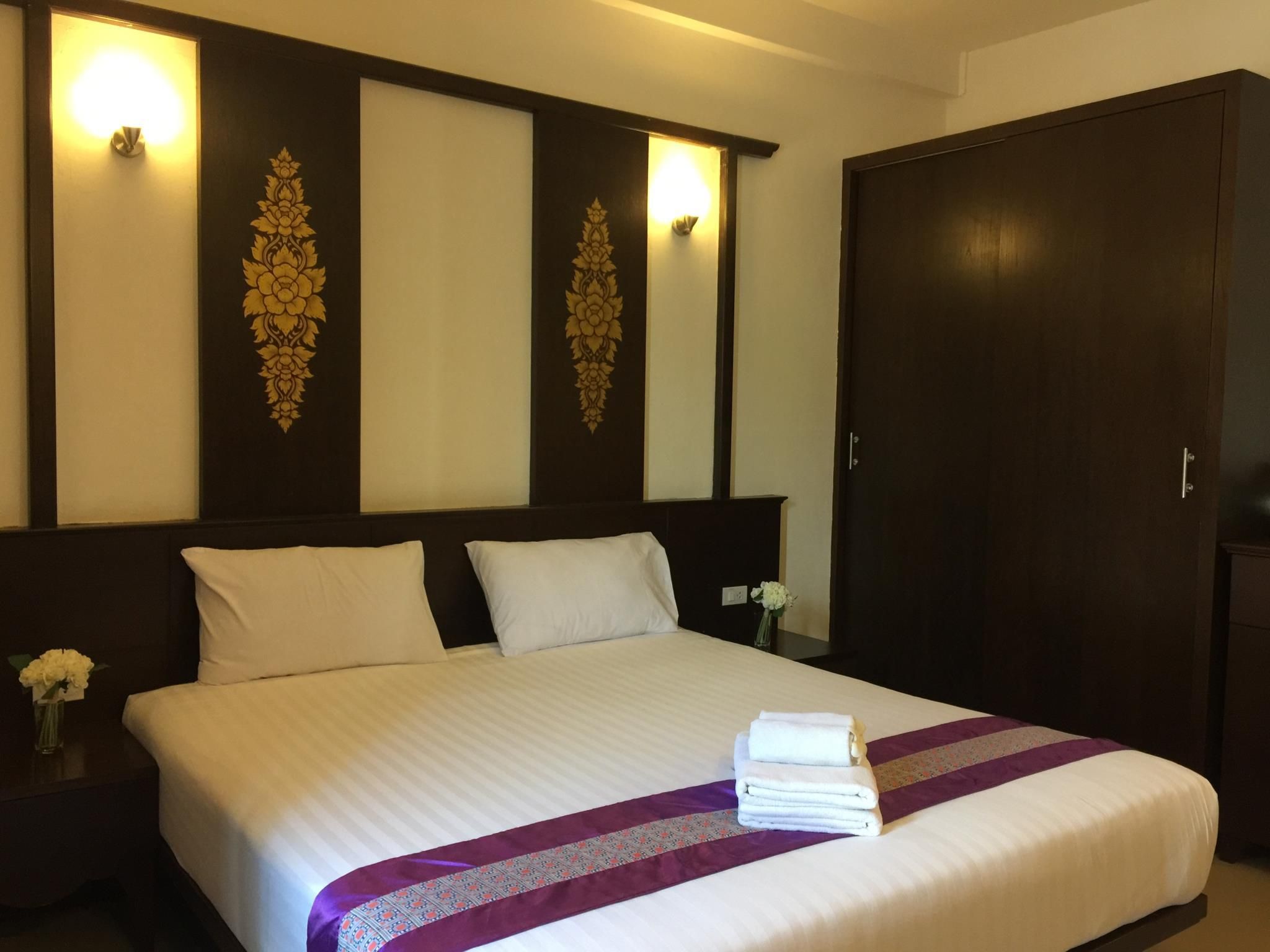 Amonruk Hotel 2 Deluxe