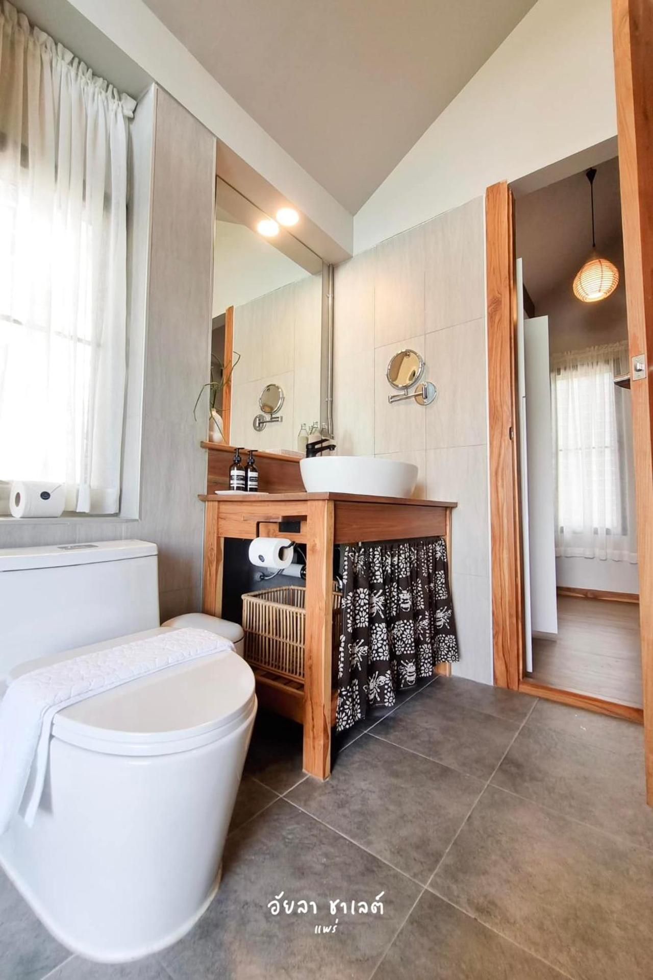 Ayla Chalet One-Bedroom Chalet 2