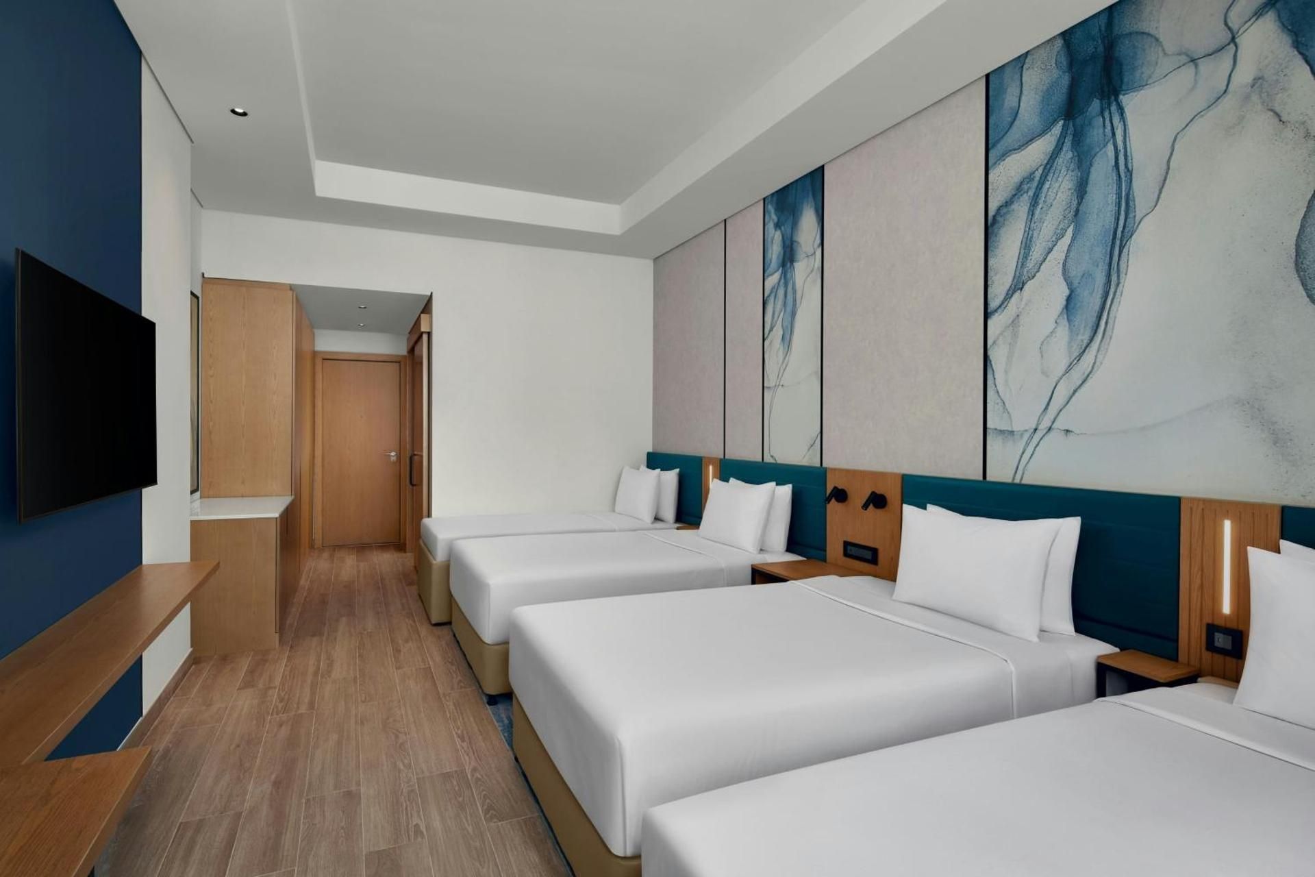 Premium Quadruple Room with Four Twin Beds