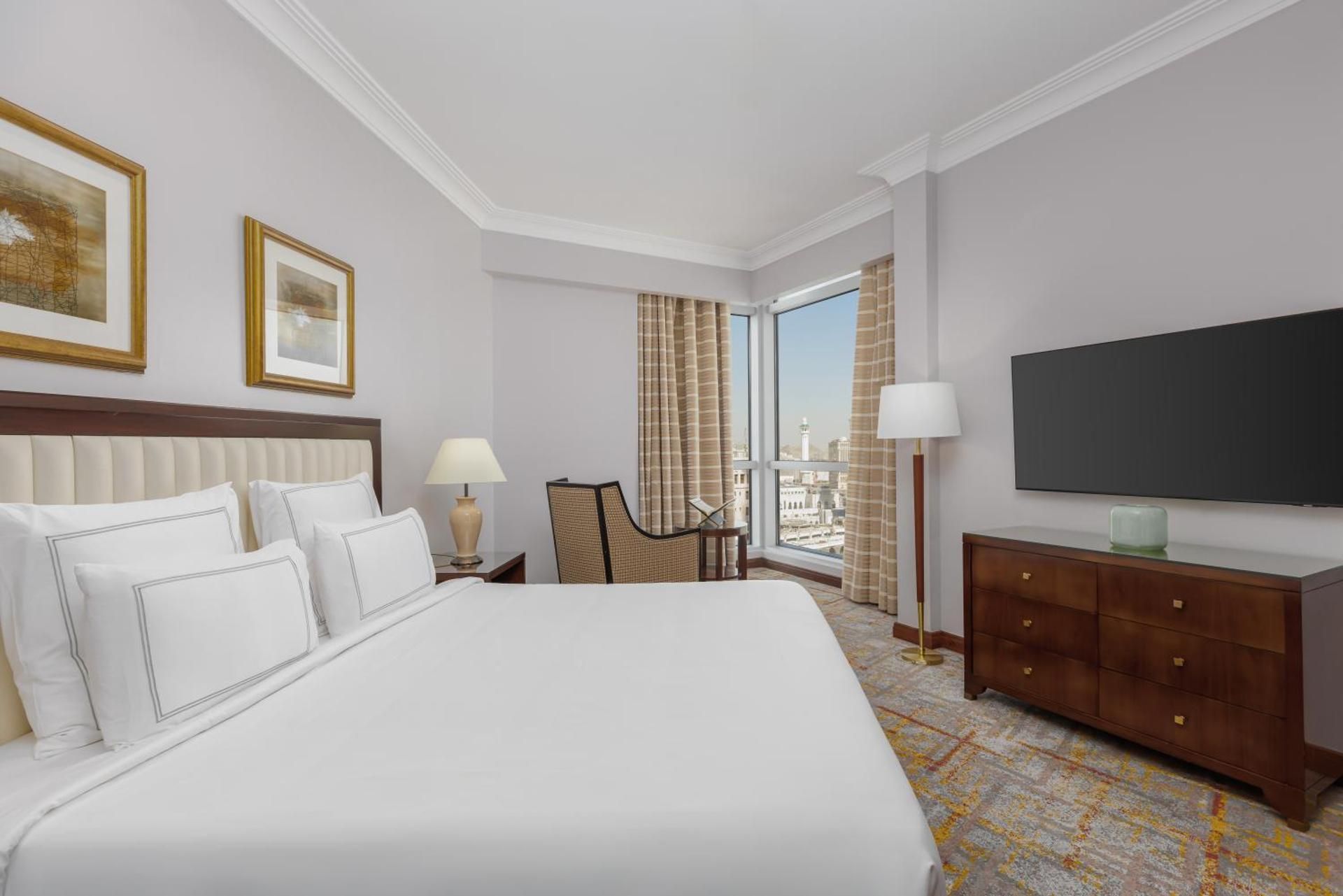 Classic King Room with Haram View