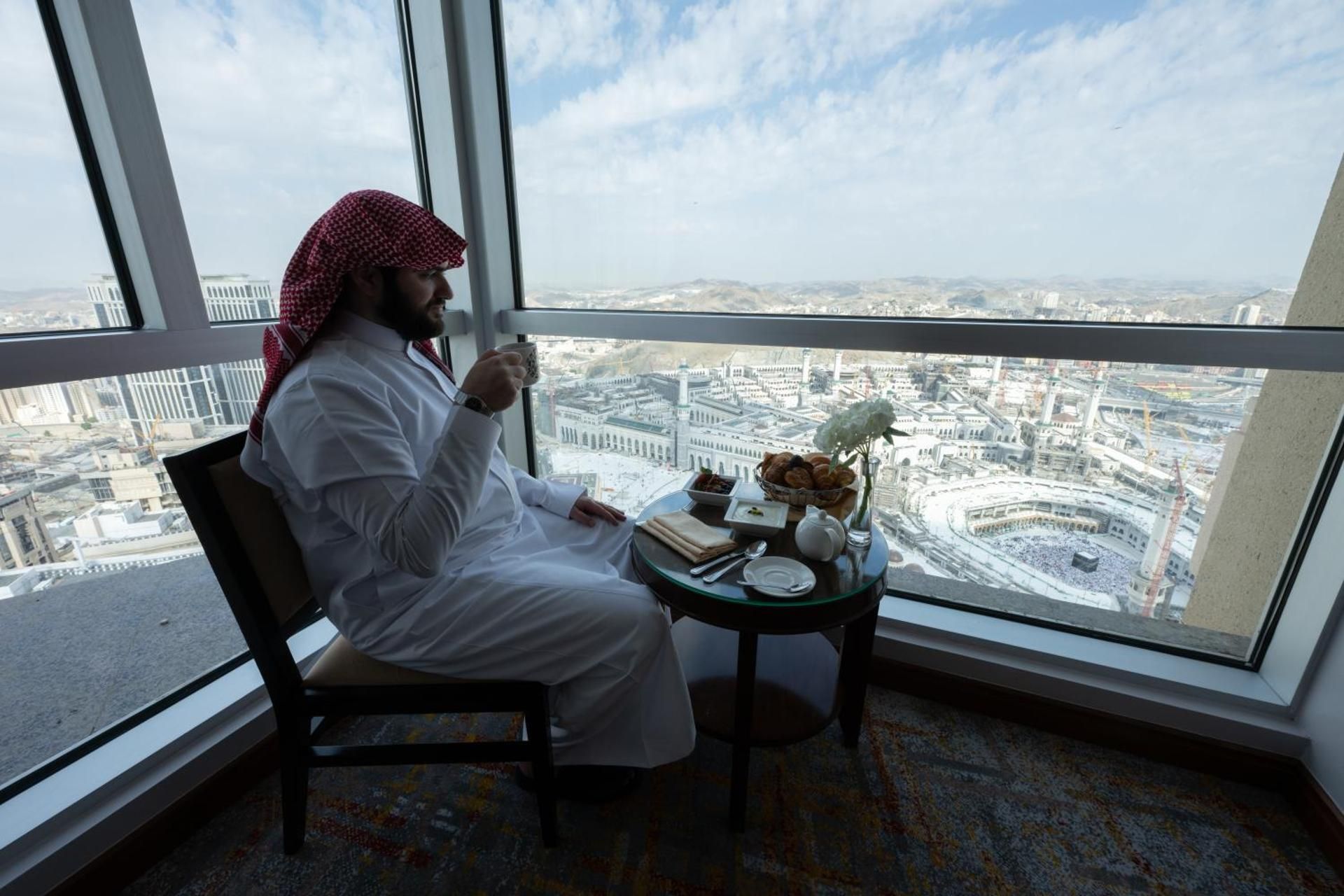 Junior suite Kaaba view