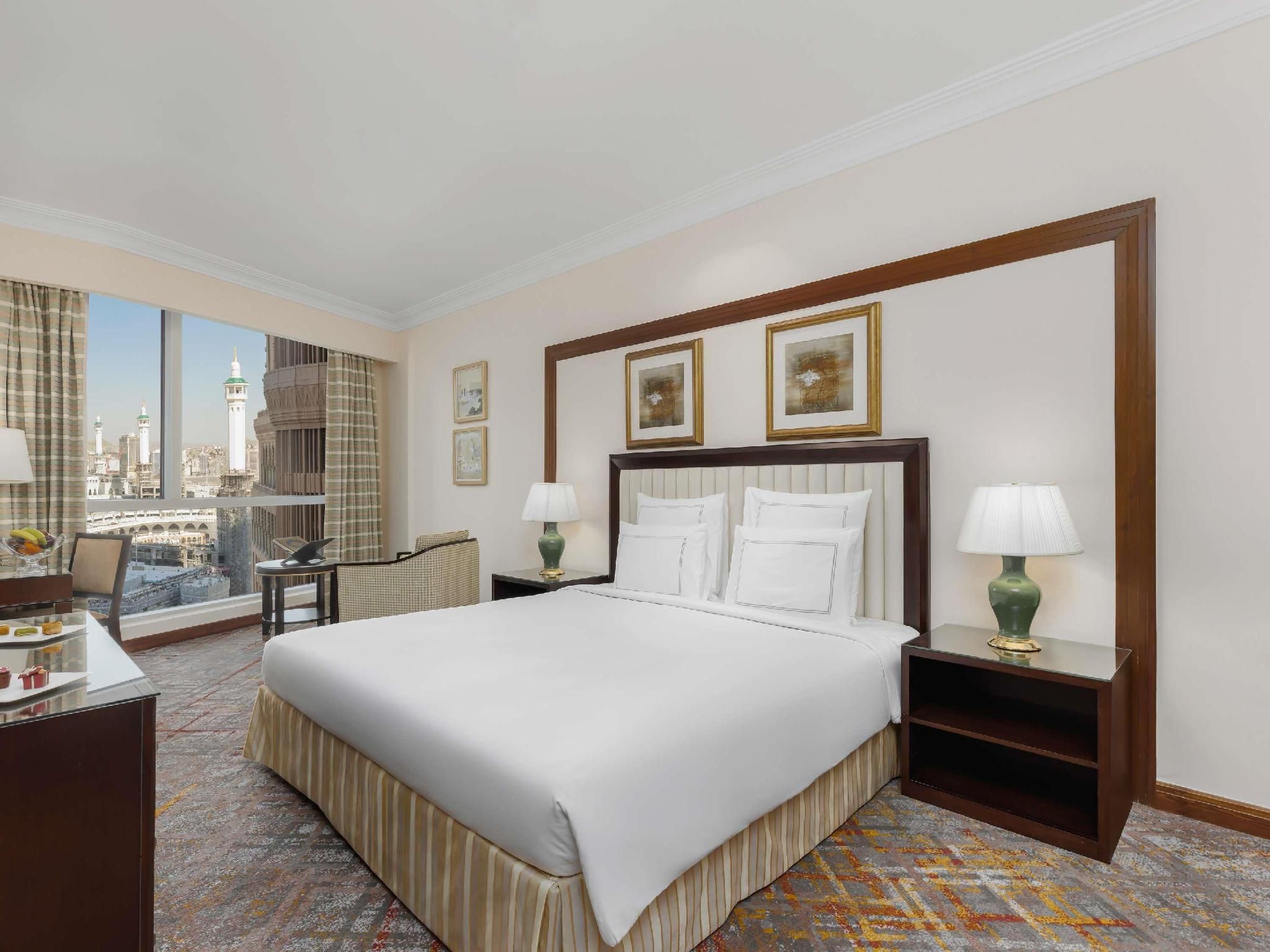 Premier Room King Bed Kaaba View