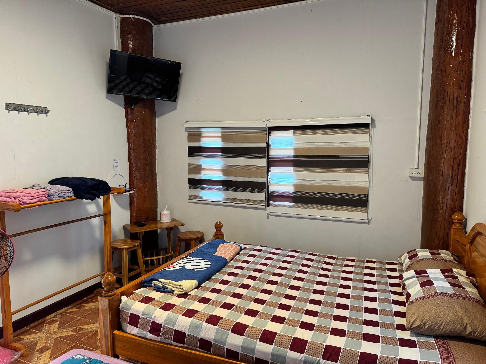 Bansuan Hotel  Family