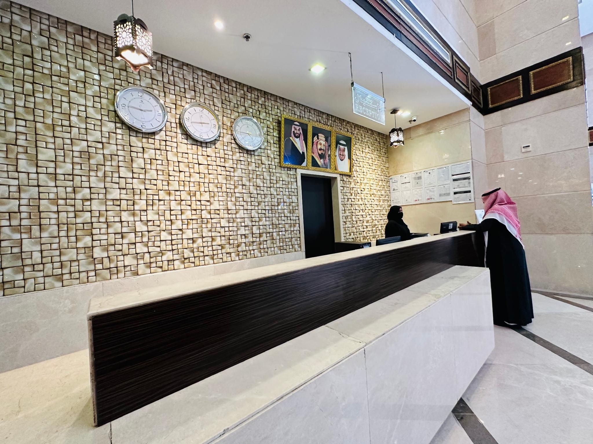 8323049fb81ba3a427eac00b327b6420