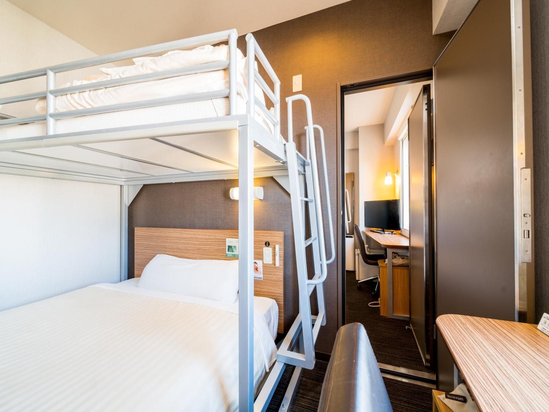 Comfort Quadruple Room - Non-Smoking