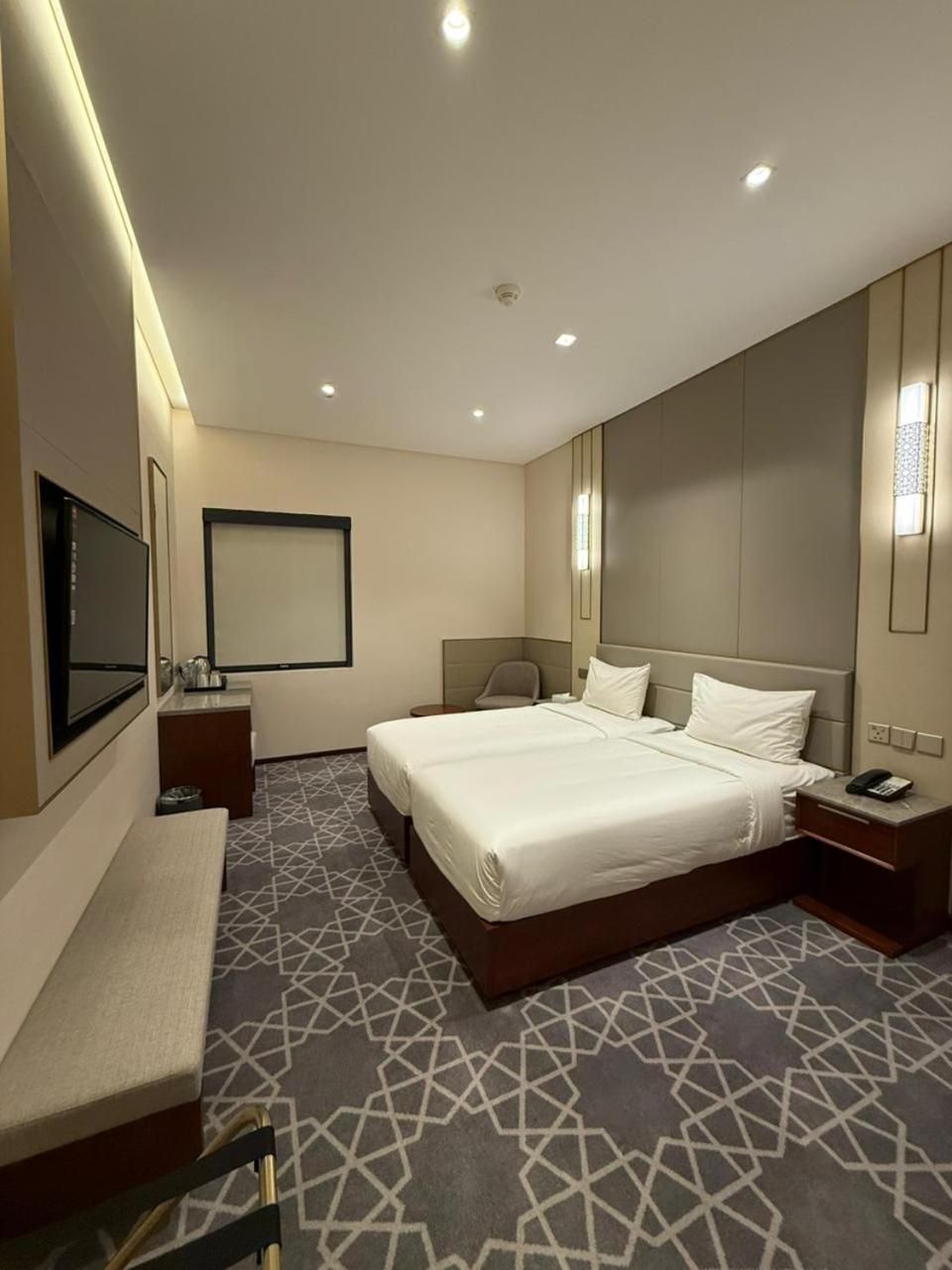 Standard Twin Accessible