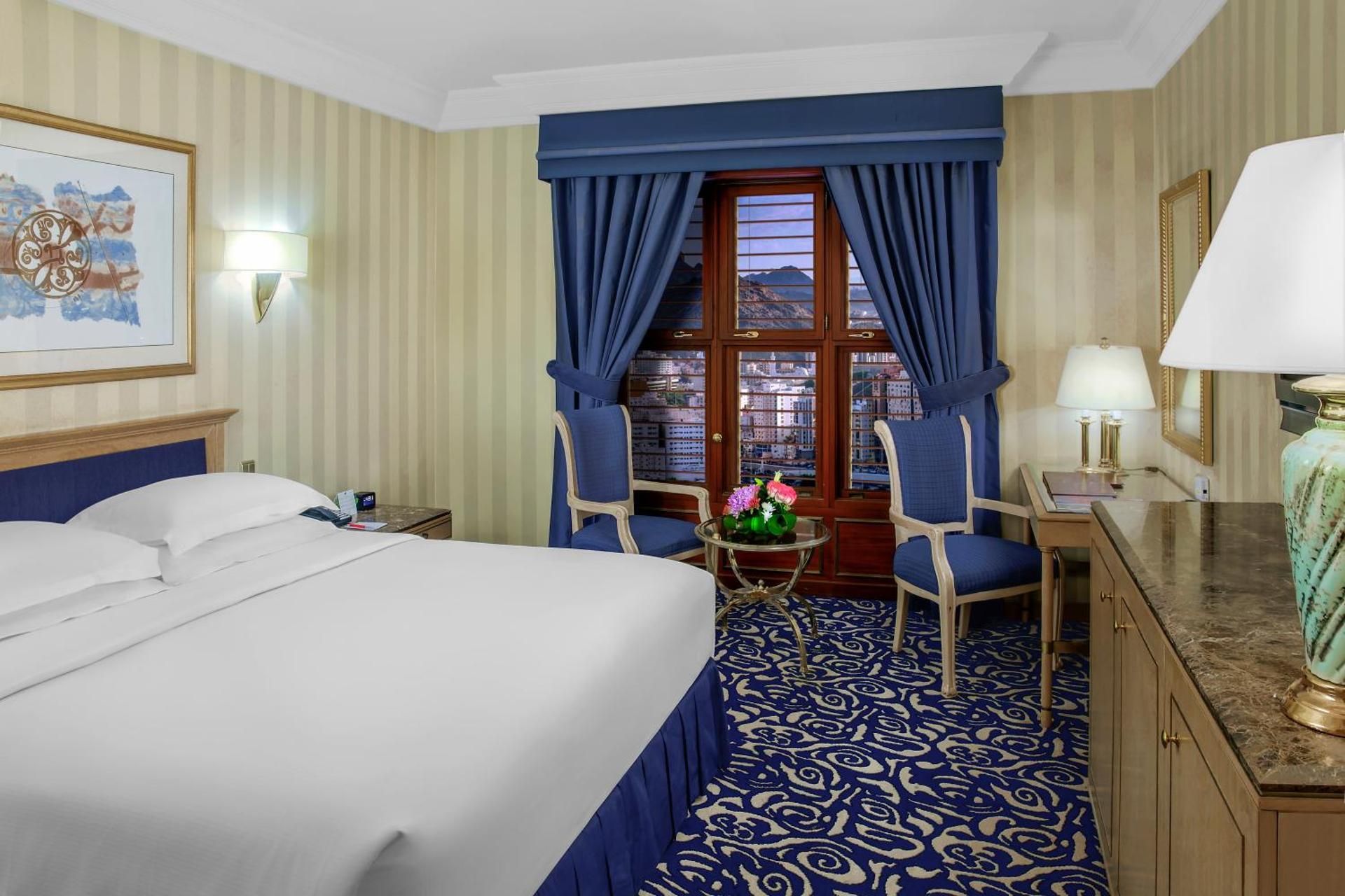 Guest Room with King Bed