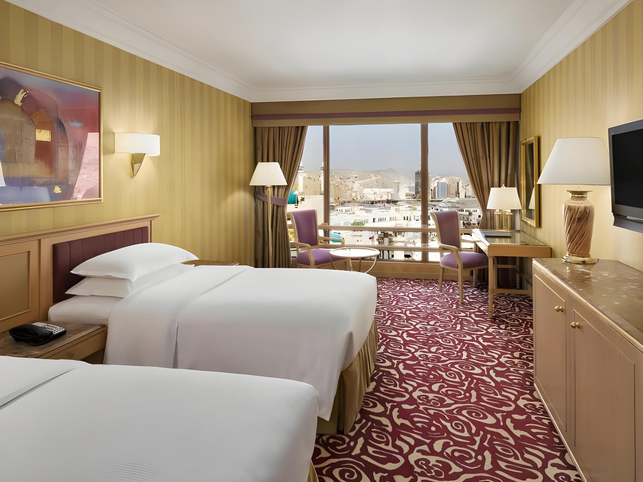 Premium Partial Kaaba View Room with Two Single Beds
