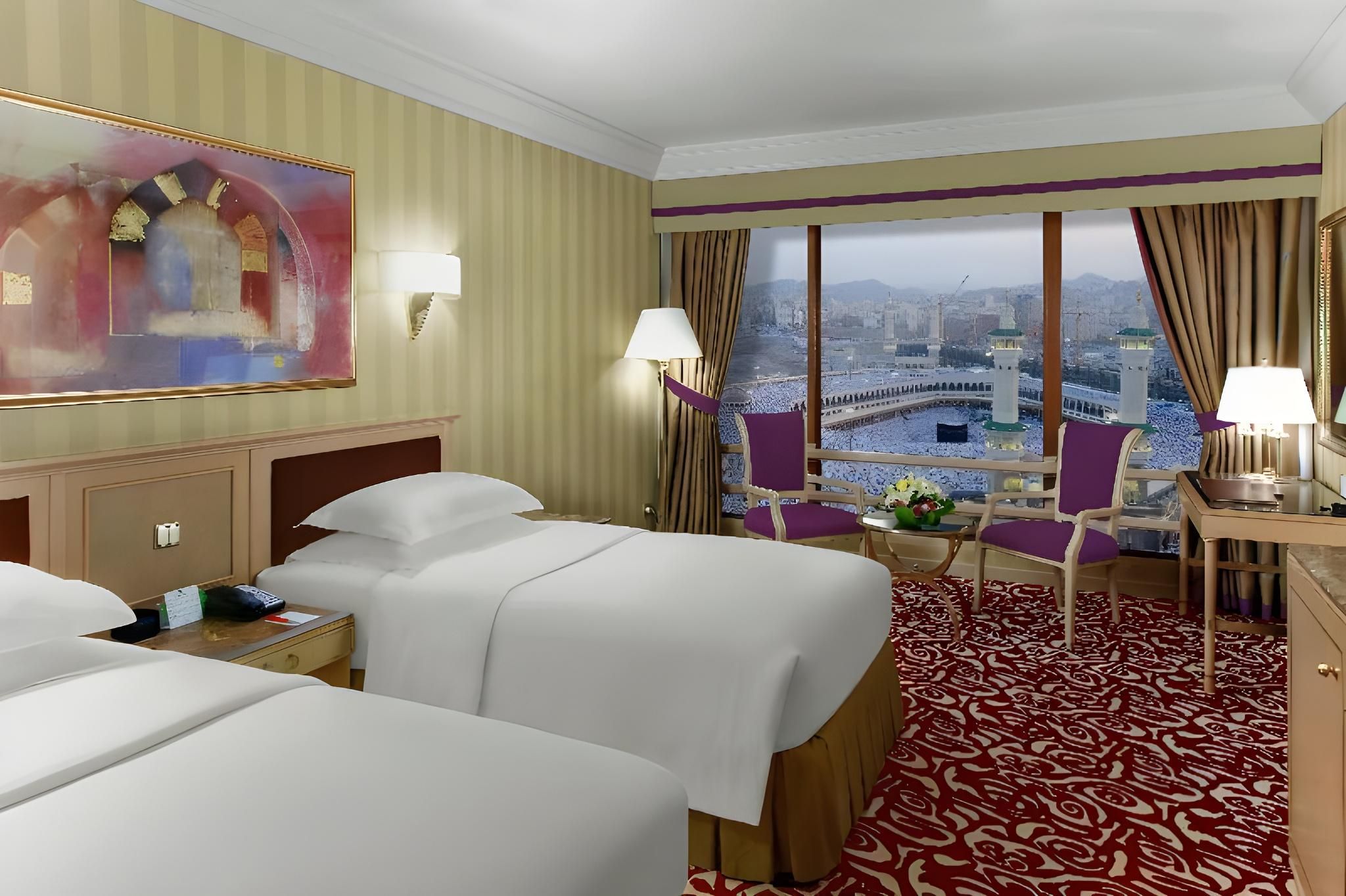 Club Room with Two Single Beds