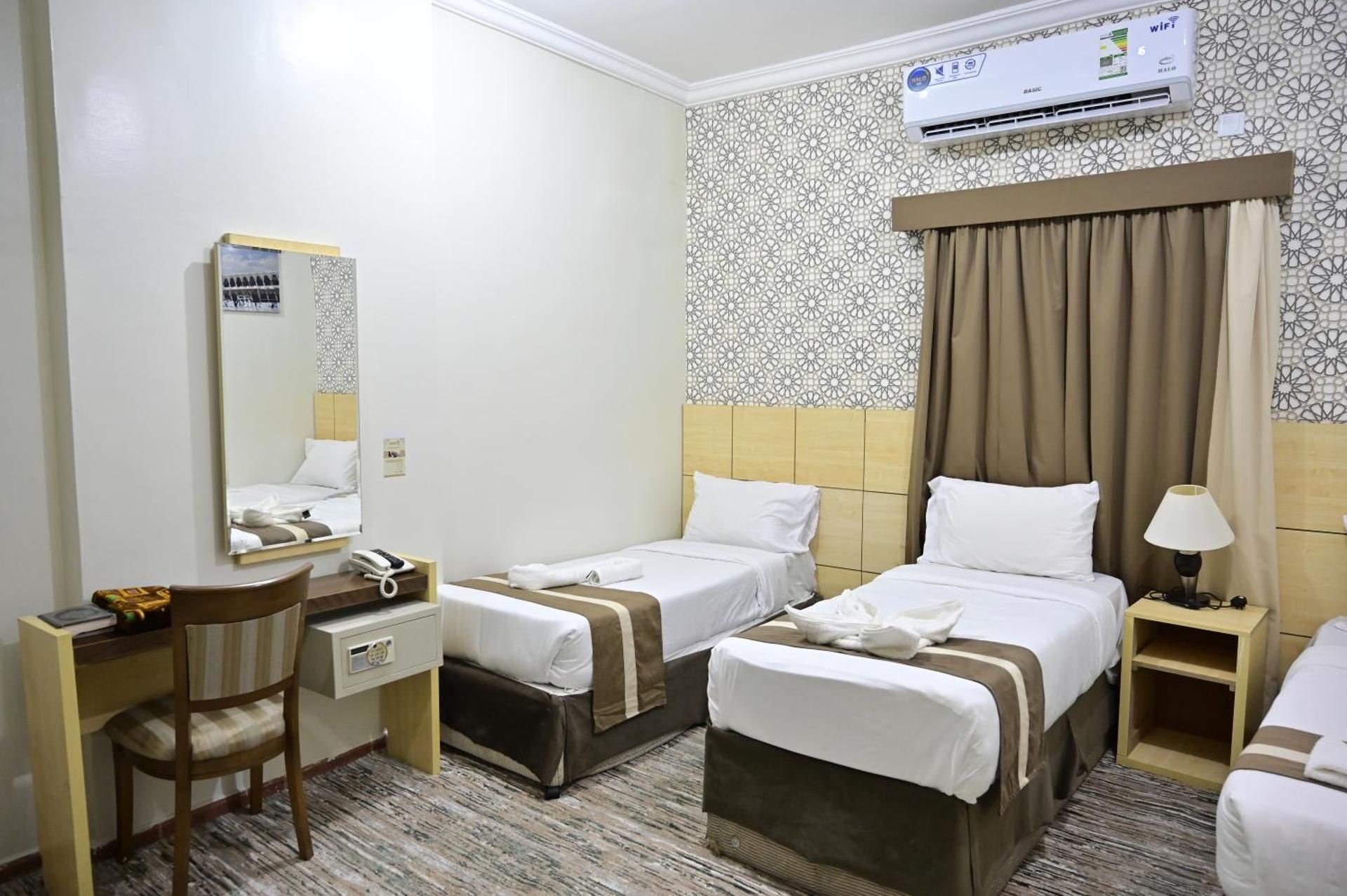 Safeer almisk Hotel Twin Room 2