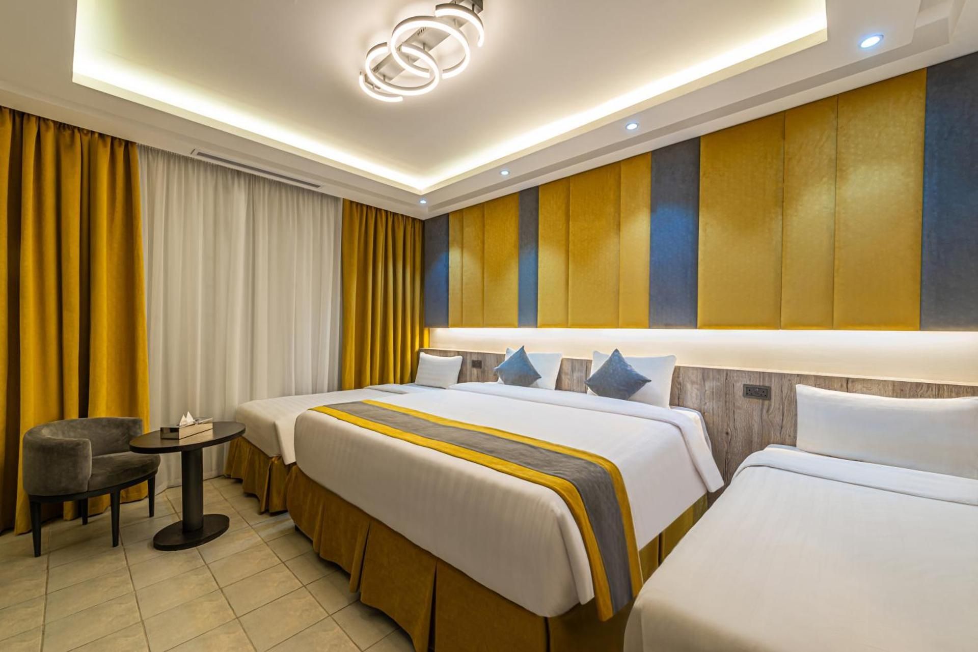 3 Single Beds, Nonsmoking, Standard Room, Air Conditioning