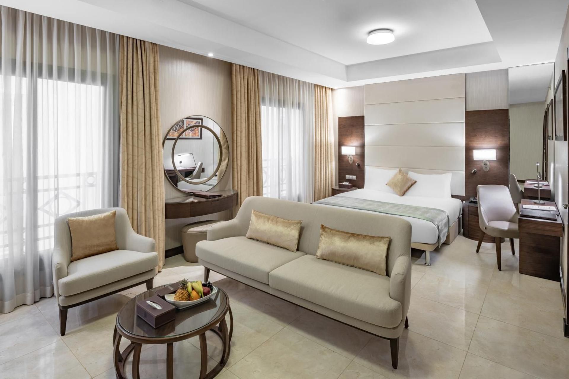 Accessible Suite King Bed