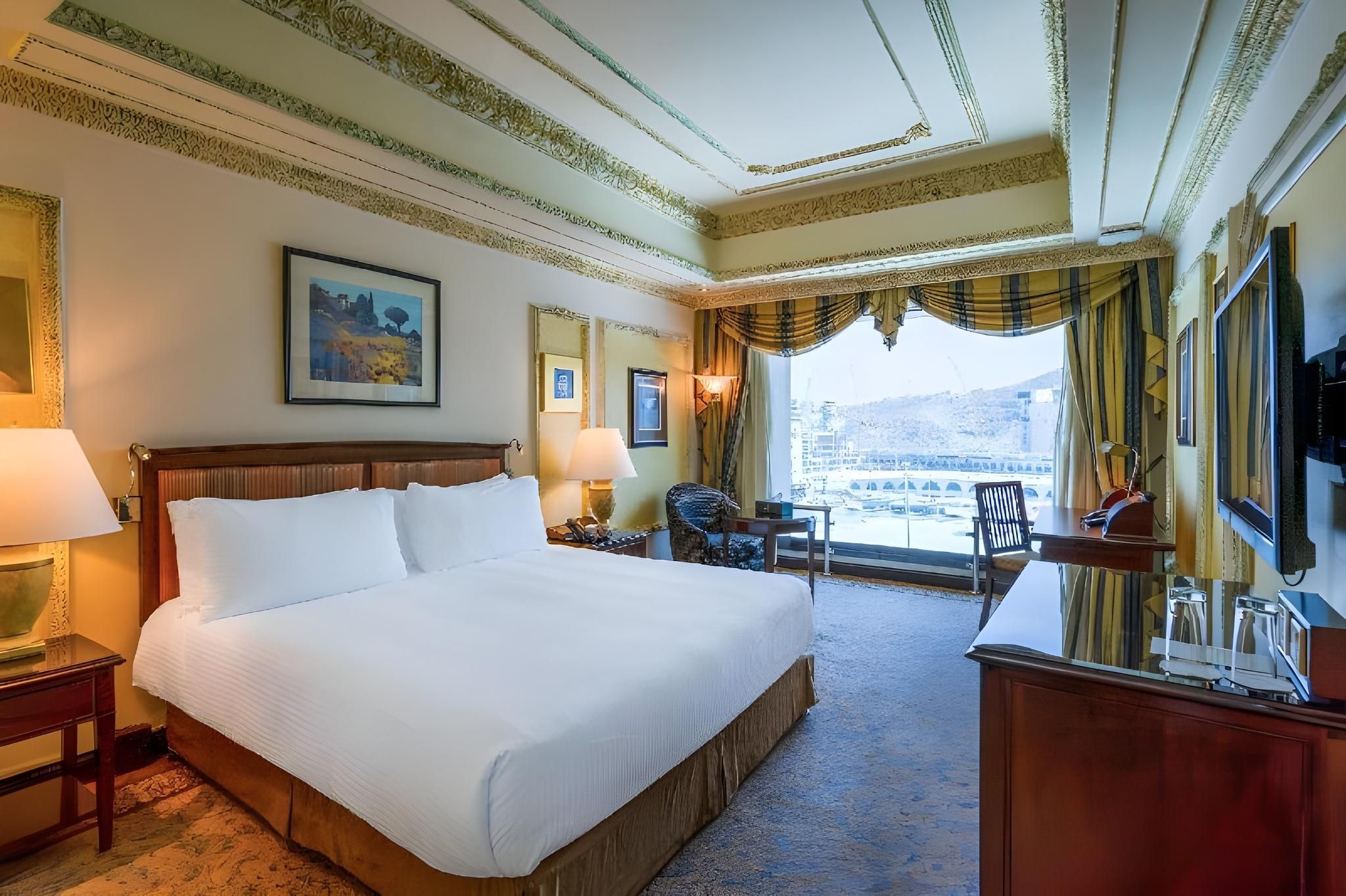 One Bedroom Deluxe Suite Haram View