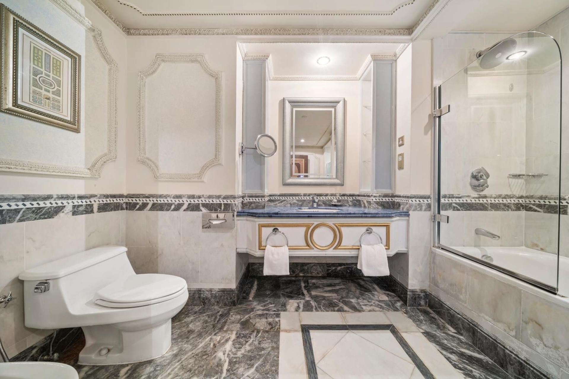 3 Bedroom Amiri Suite City View Smoking