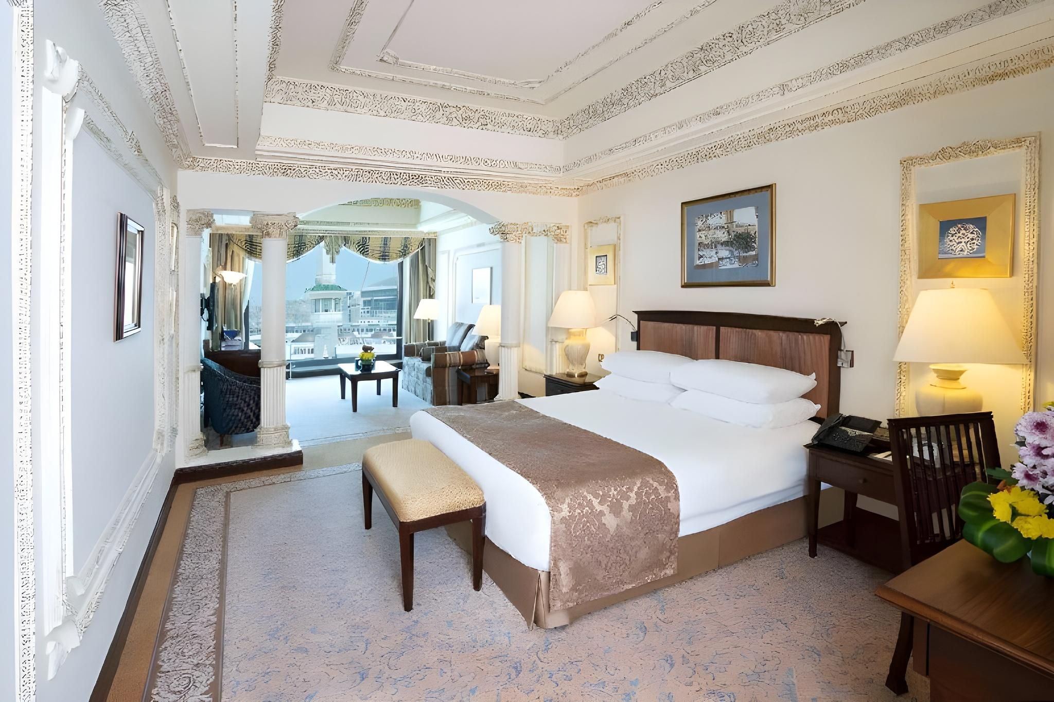 3 Bedroom Amiri Suite Haram View Smoking