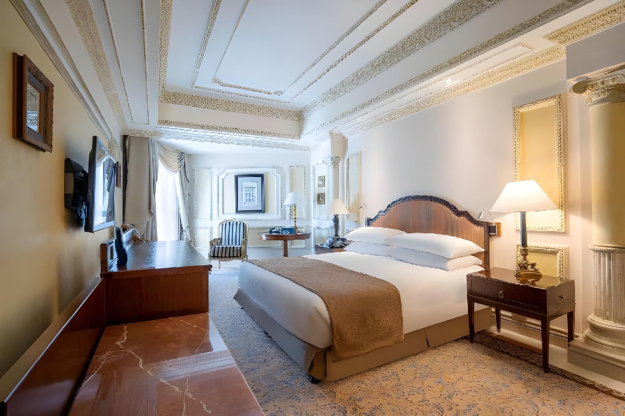 4 Bedroom Presidential Suite Haram View Smoking