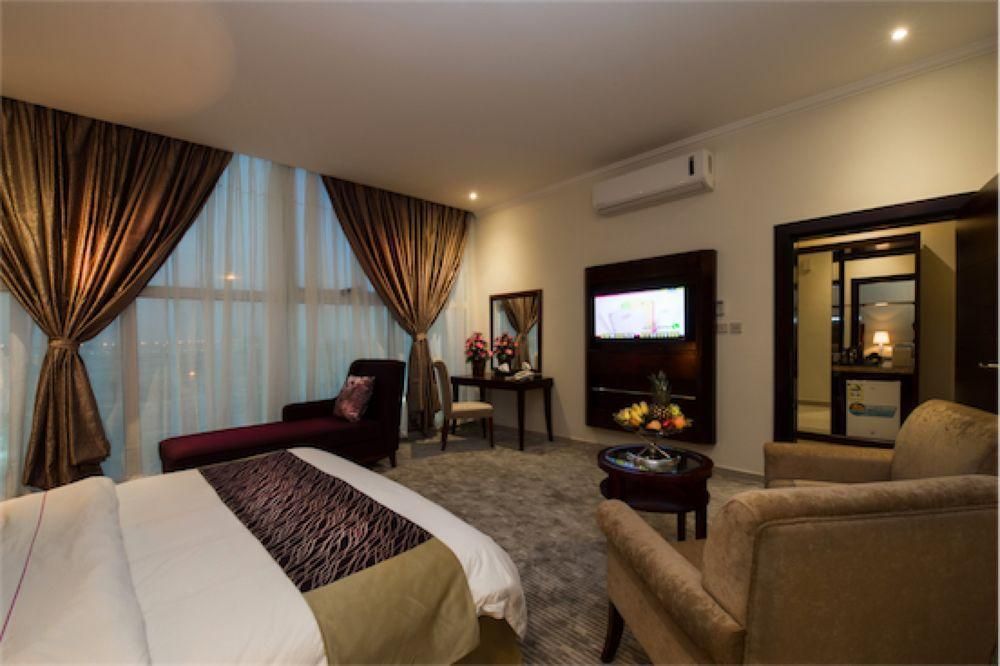 5232e73f7ddb3ea8a9960cba8daa12d6