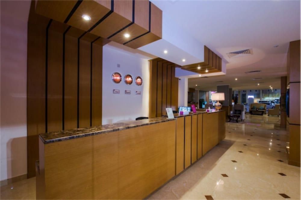 8b62a3a99b3700951cfc6665294e96ab