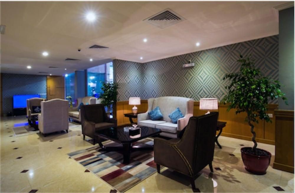 adc6b2e688e3d4afffcf17b781ea3d11