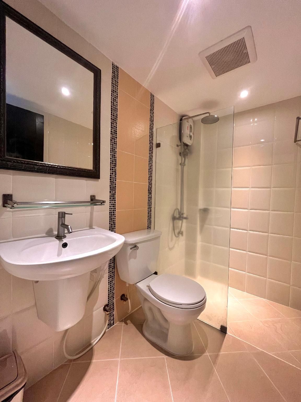 Rommai Green Park Boutique Hotel Resort Double Bed 2