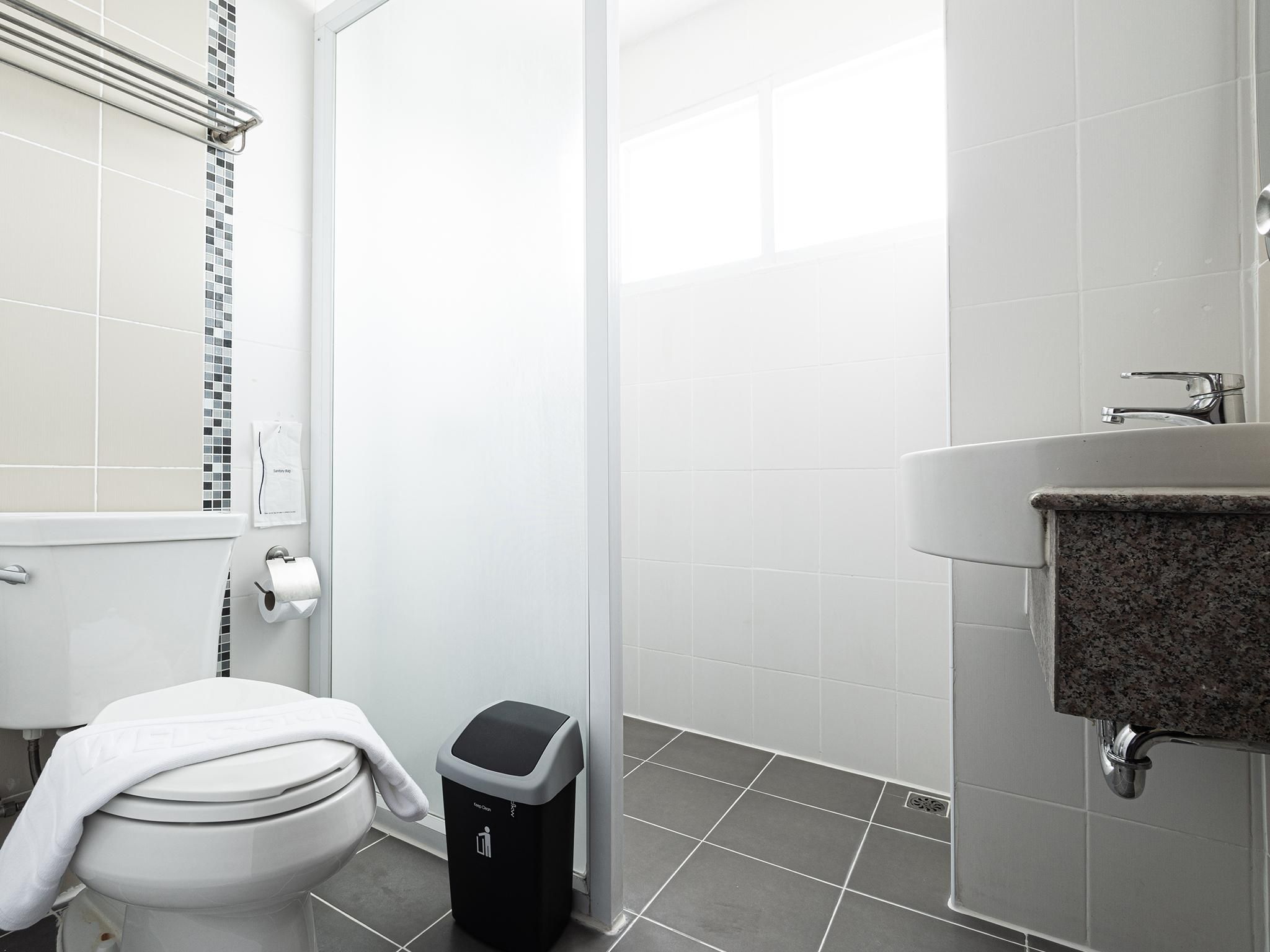 B2 Lampang Boutique & Budget Hotel Deluxe Triple Room 3